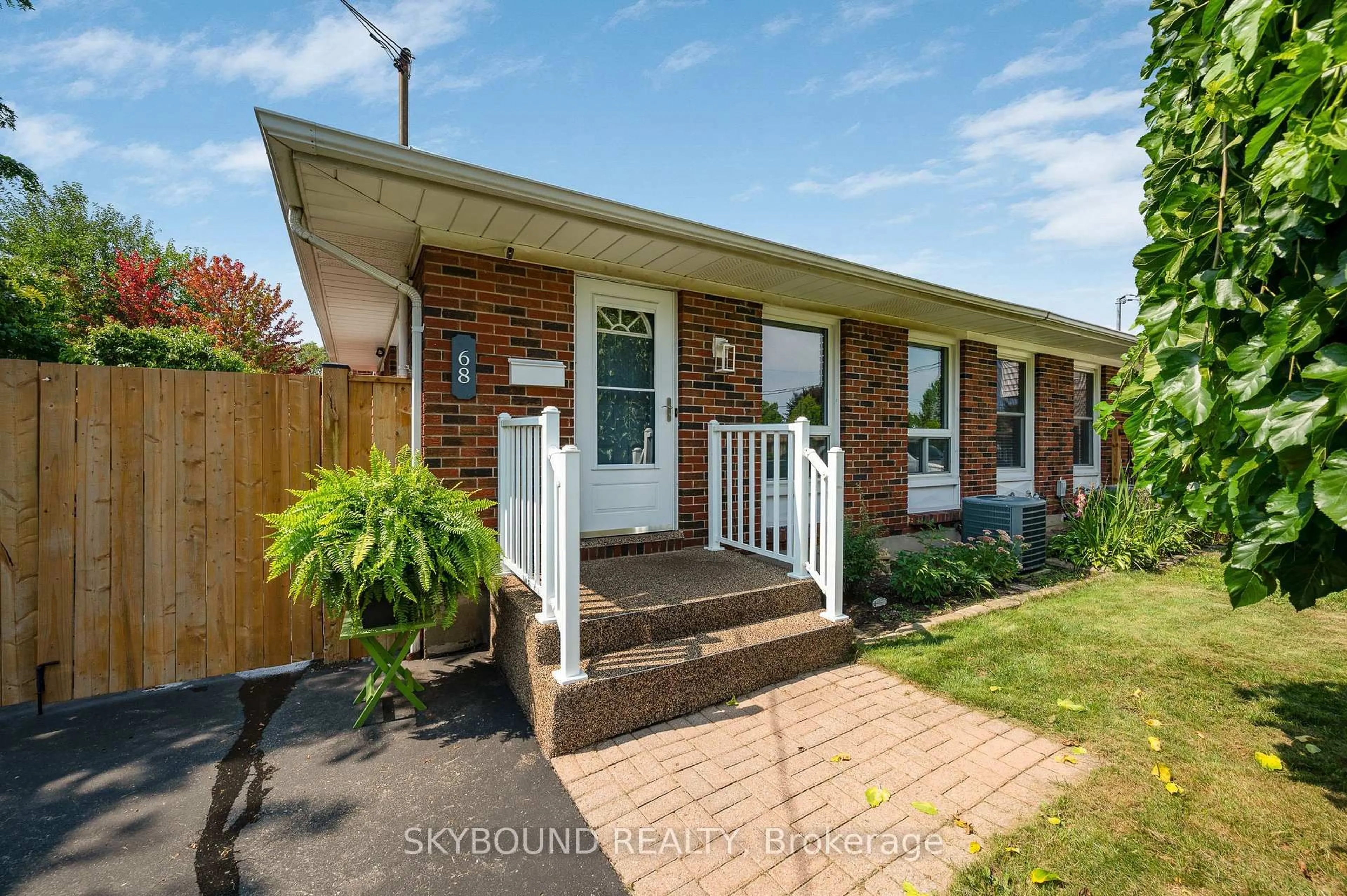 Home with brick exterior material, street for 68 Ted St, St. Catharines Ontario L2N 1E5