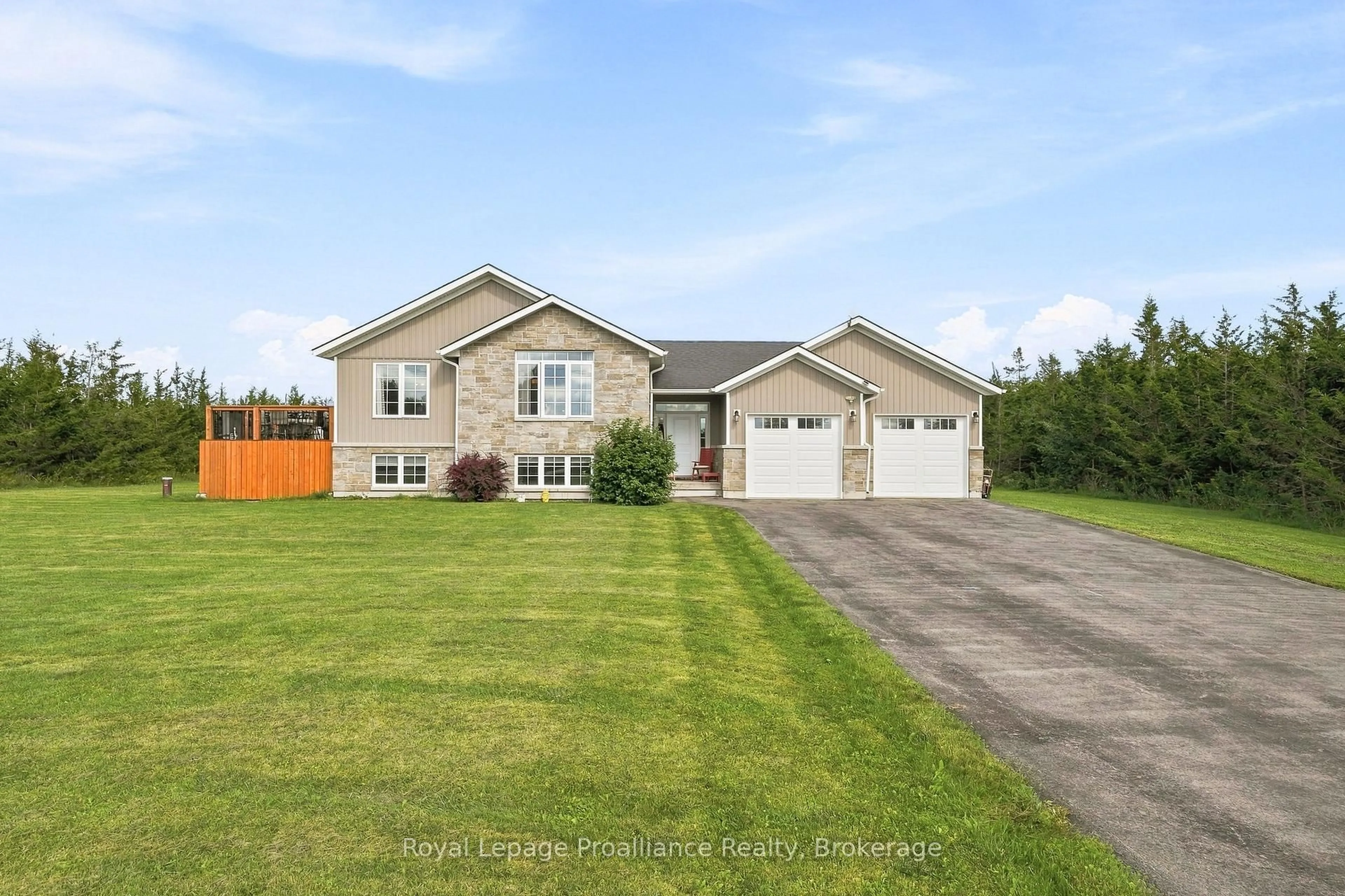 Home with vinyl exterior material, street for 608 Mitchell Rd, Belleville Ontario K8N 4Z6