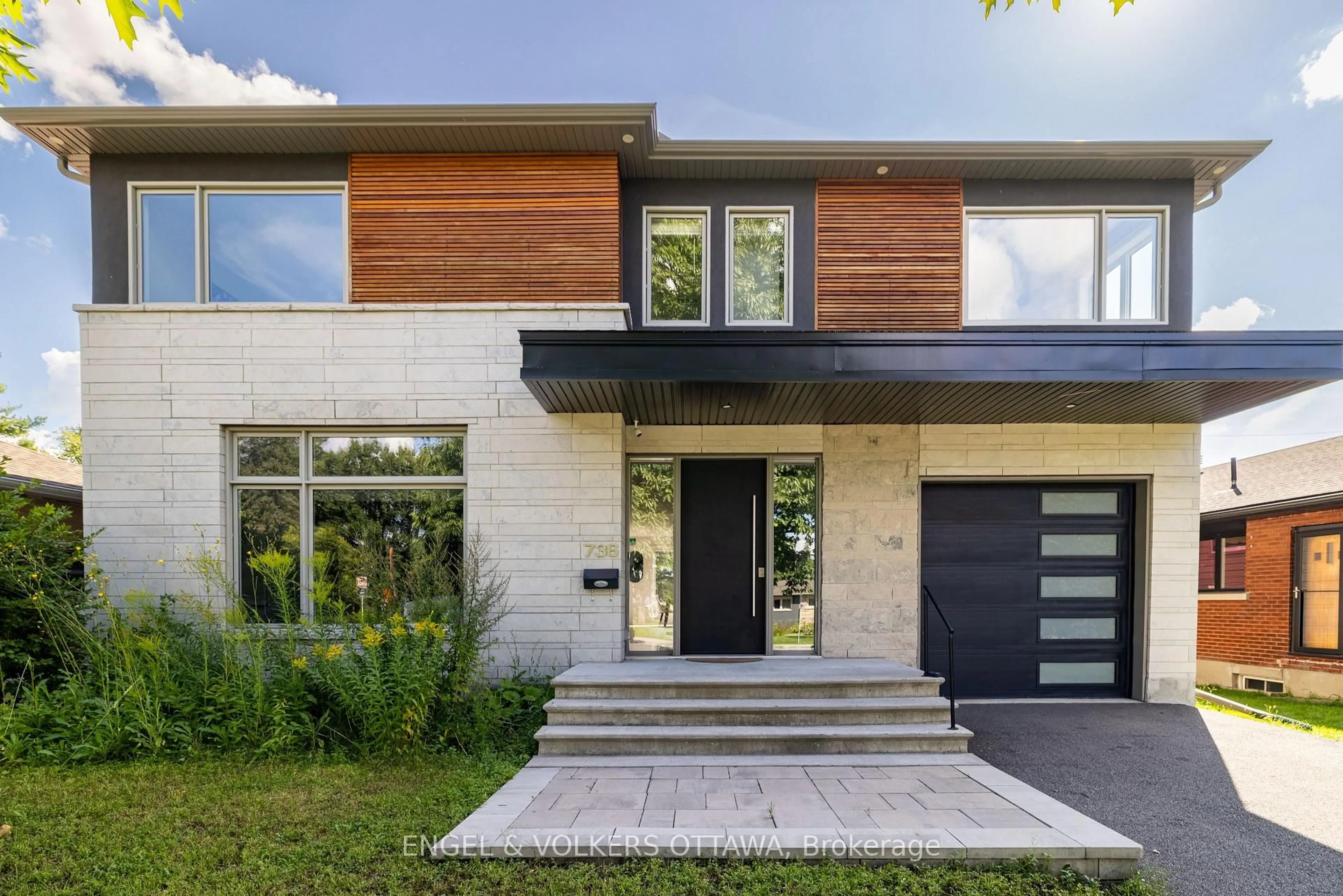 Home with brick exterior material, street for 736 Sherbourne Rd, Ottawa Ontario K2A 3H5