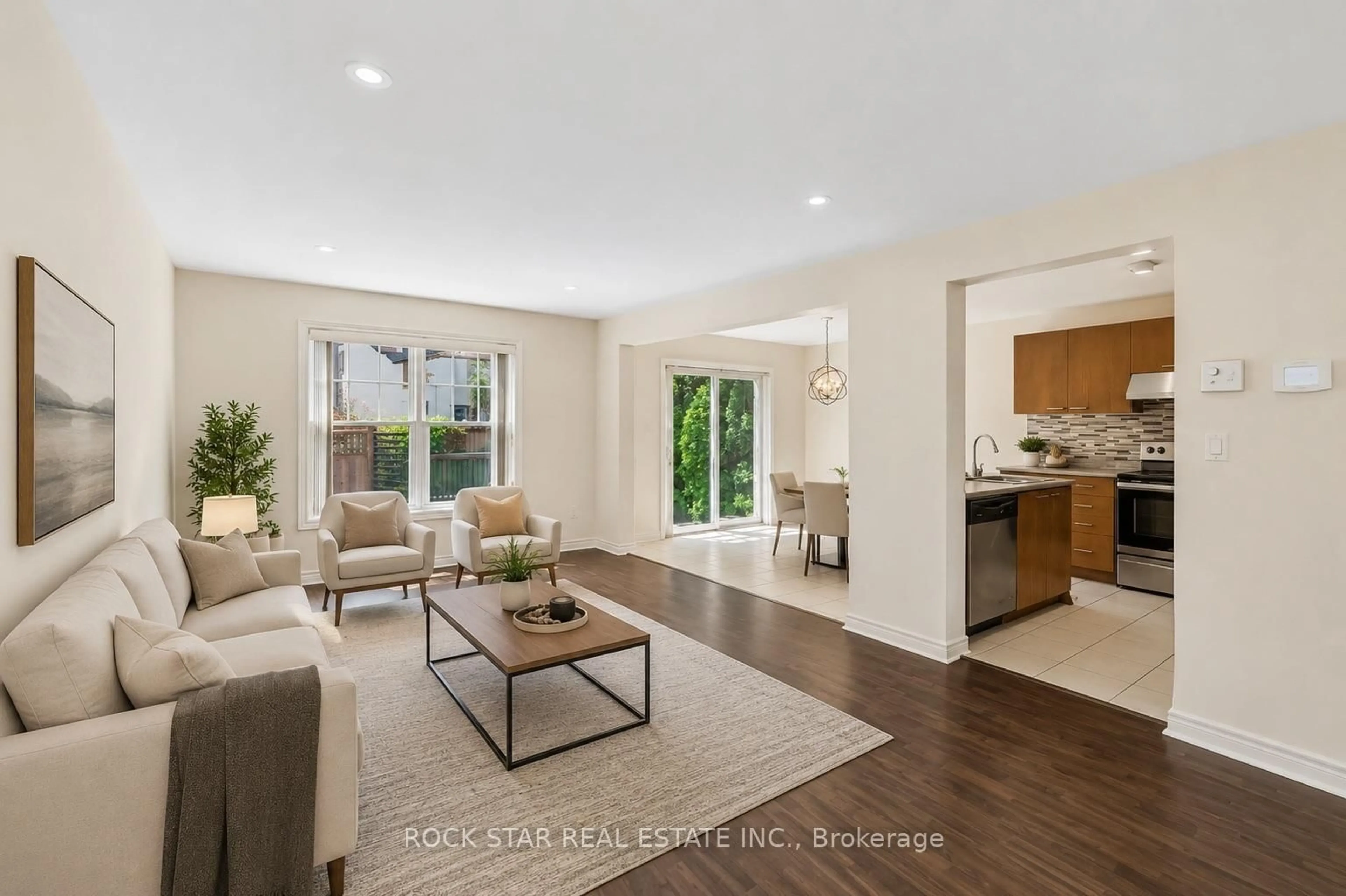 Living room with furniture, unknown for 36 Chicory Cres, St. Catharines Ontario L2R 6K7