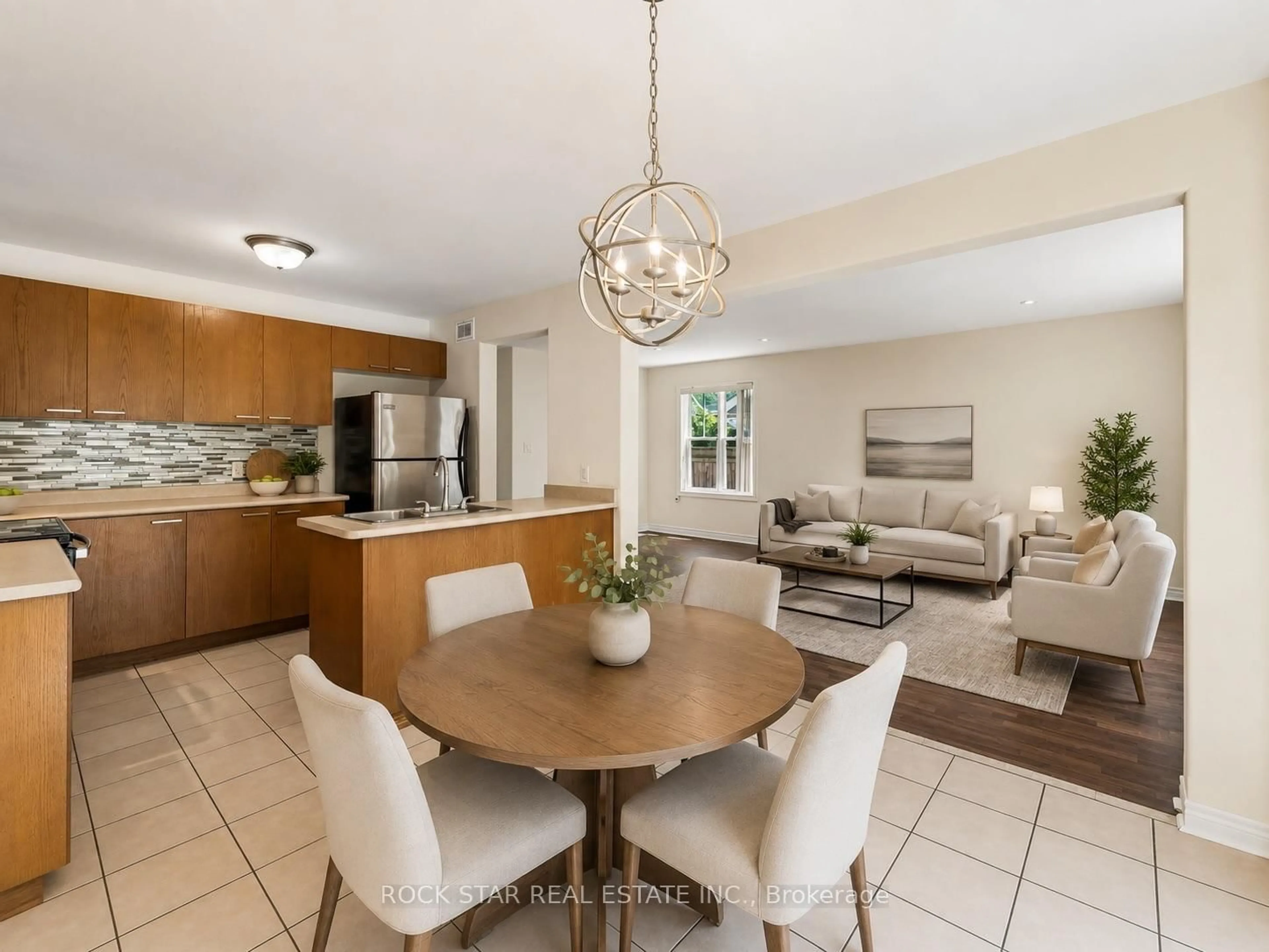 Open concept kitchen, ceramic/tile floor for 36 Chicory Cres, St. Catharines Ontario L2R 6K7