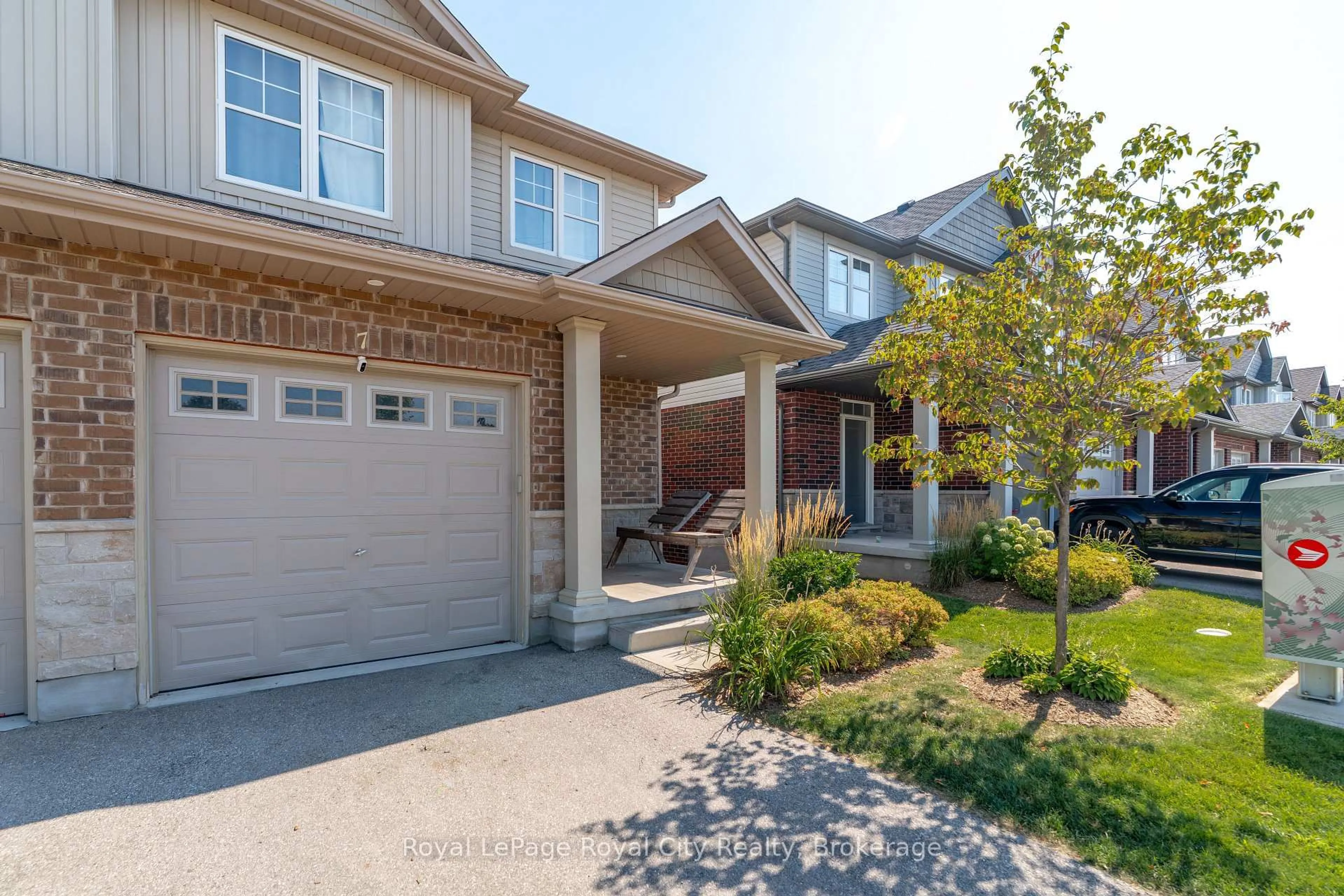 Home with brick exterior material, street for 269 Watson Pkwy #7, Guelph Ontario N1E 0R3