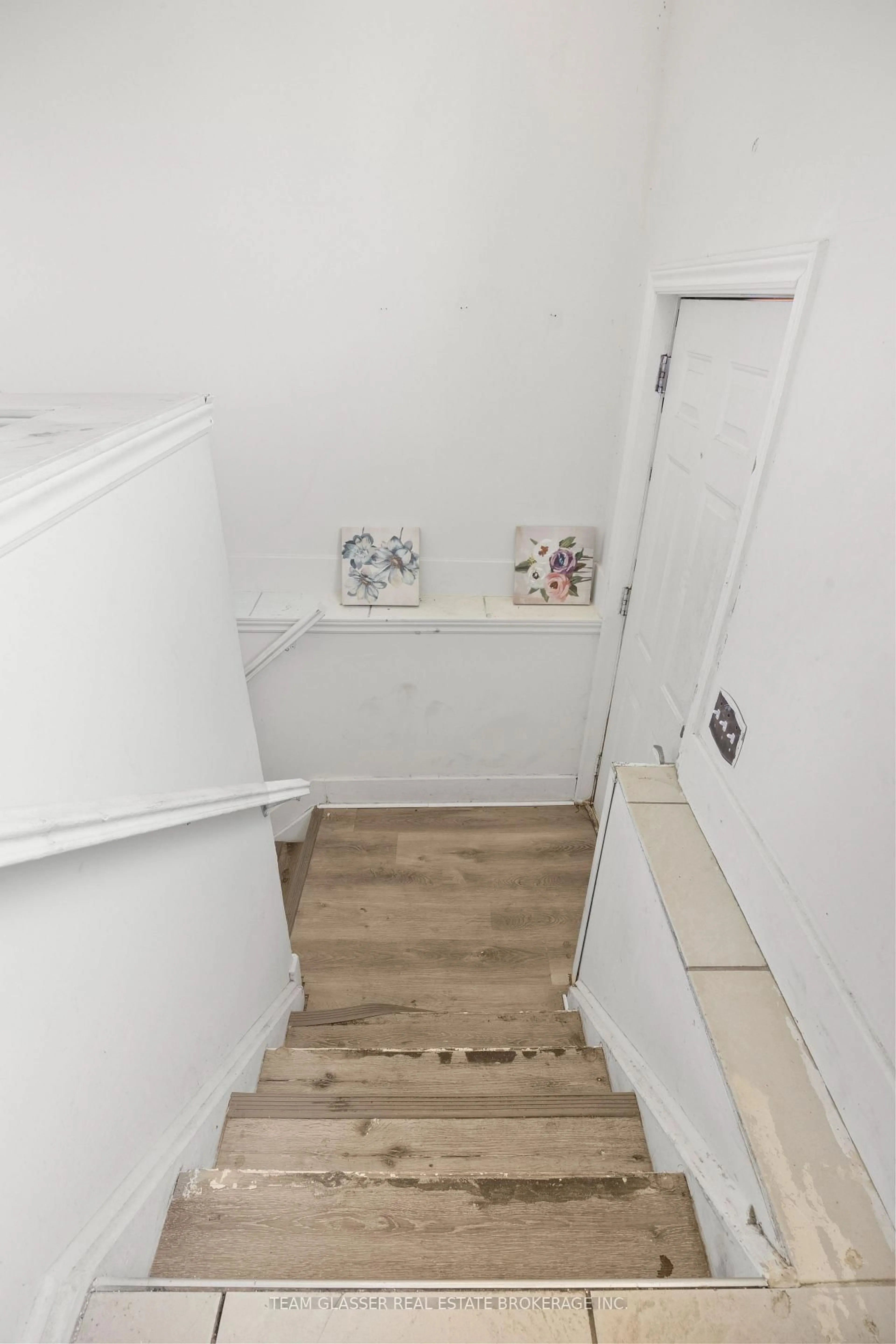 A pic of a room for 434 Second St, London East Ontario N5W 4T1