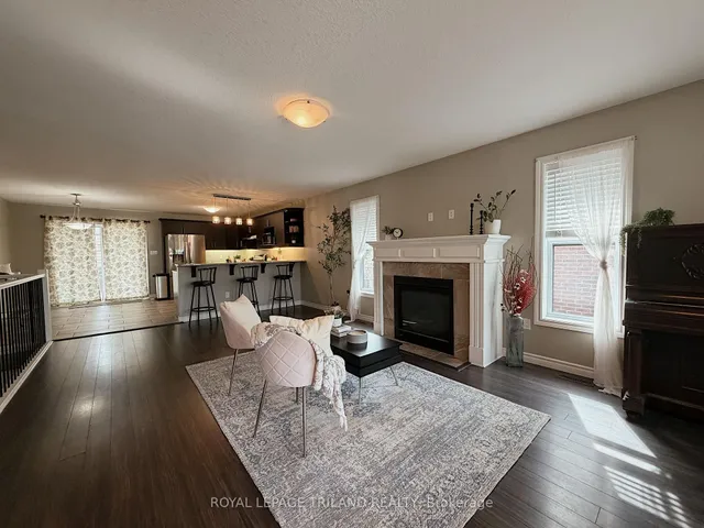 38 LEESBORO Tr, Thames Centre 5