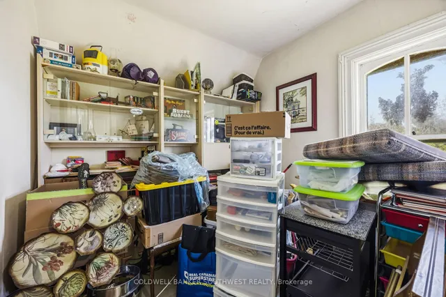 6752 Camlachie Rd, Plympton-Wyoming 2