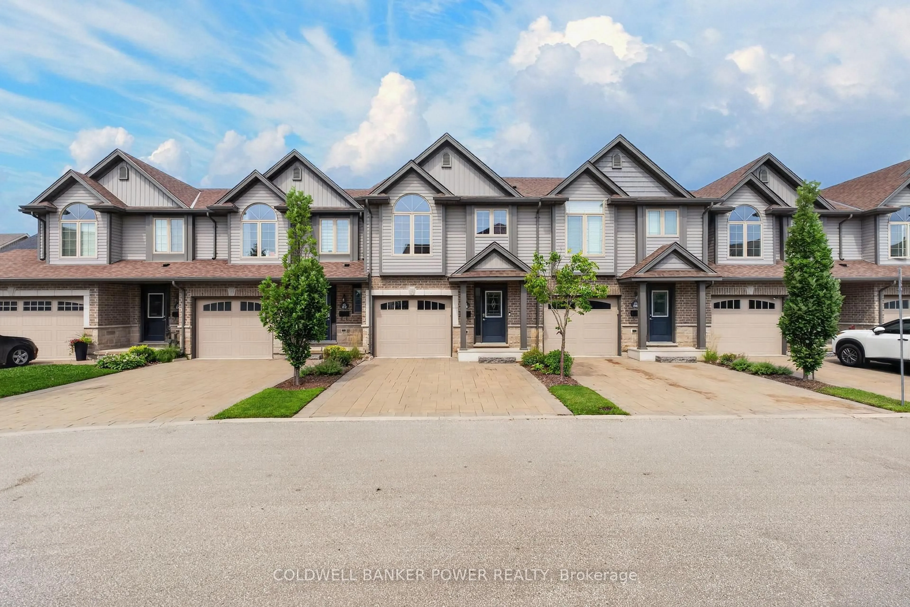 A pic from outside/outdoor area/front of a property/back of a property/a pic from drone, street for 3400 Castle Rock Pl #84, London South Ontario N6L 0E4