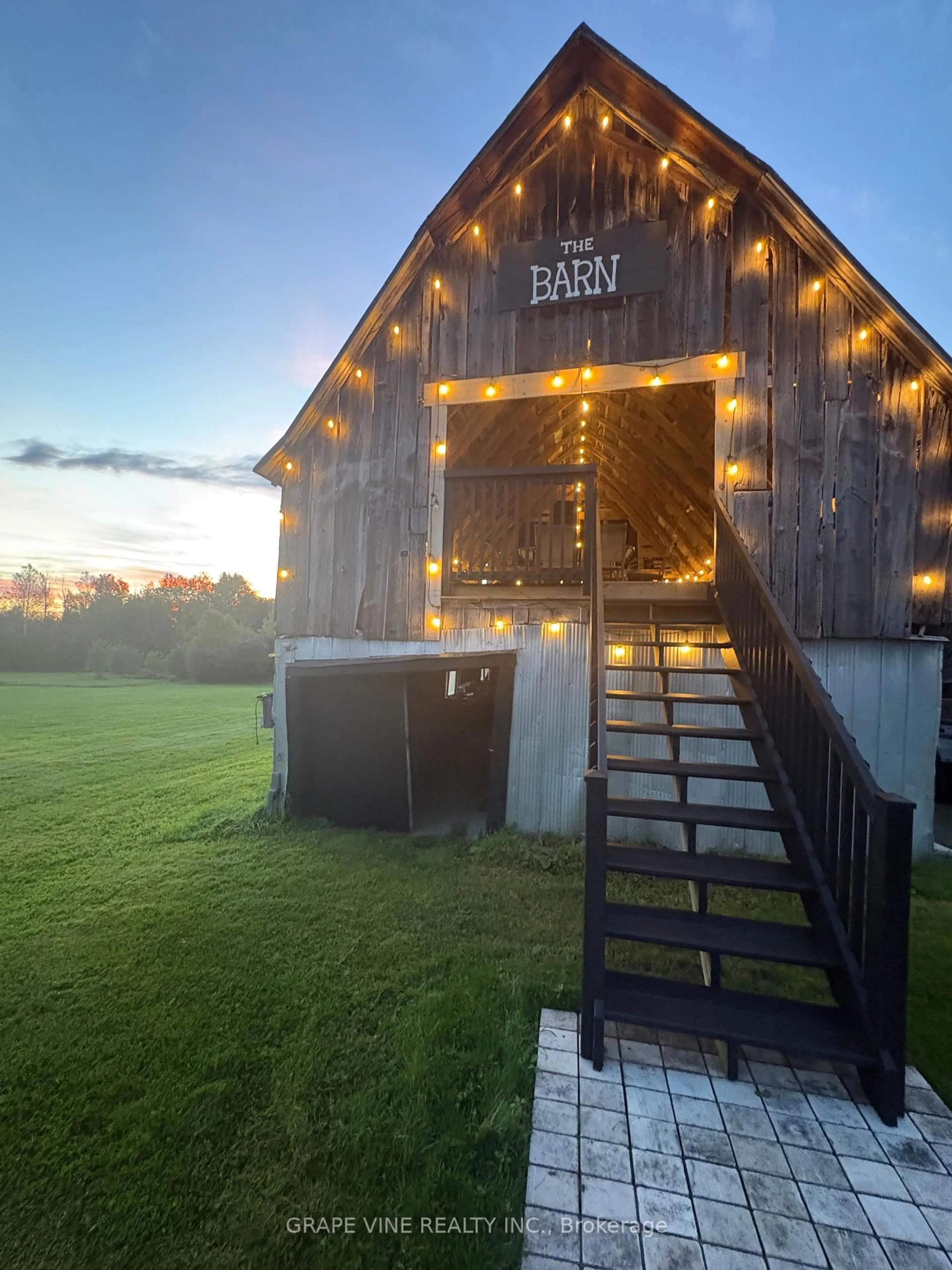 Patio, unknown for 1671 County RD 43 Rd, North Grenville Ontario K0G 1G0