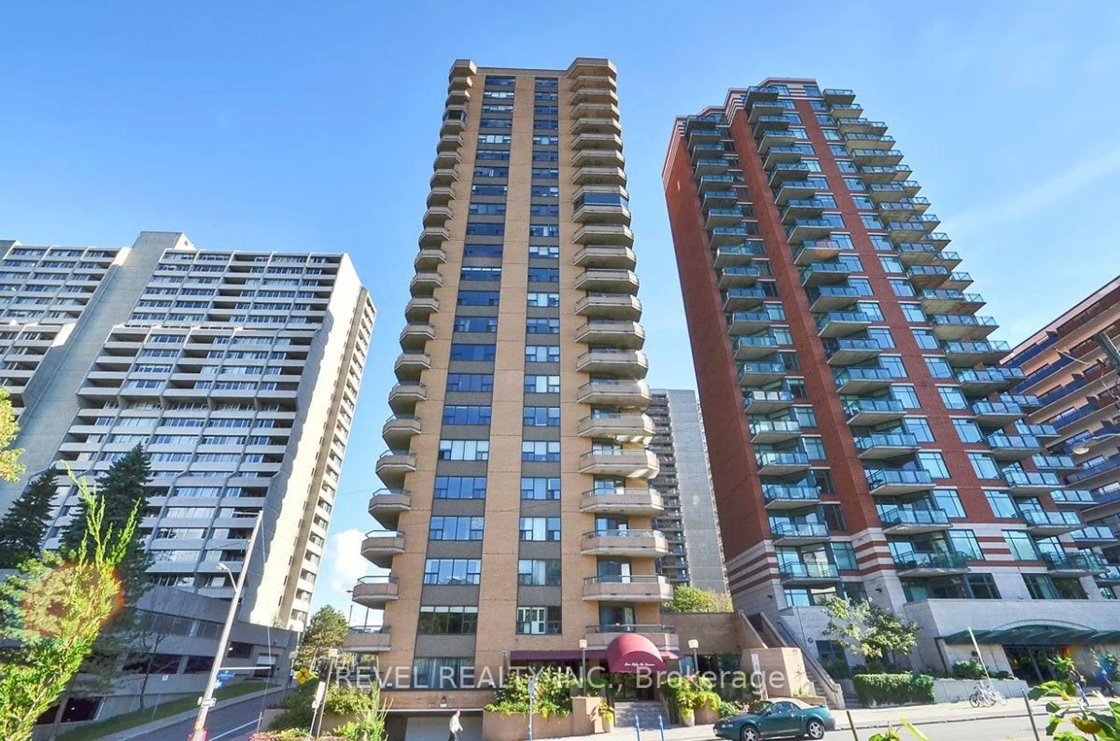 Unknown for 556 Laurier Ave #2003, Ottawa Ontario K1R 7X2