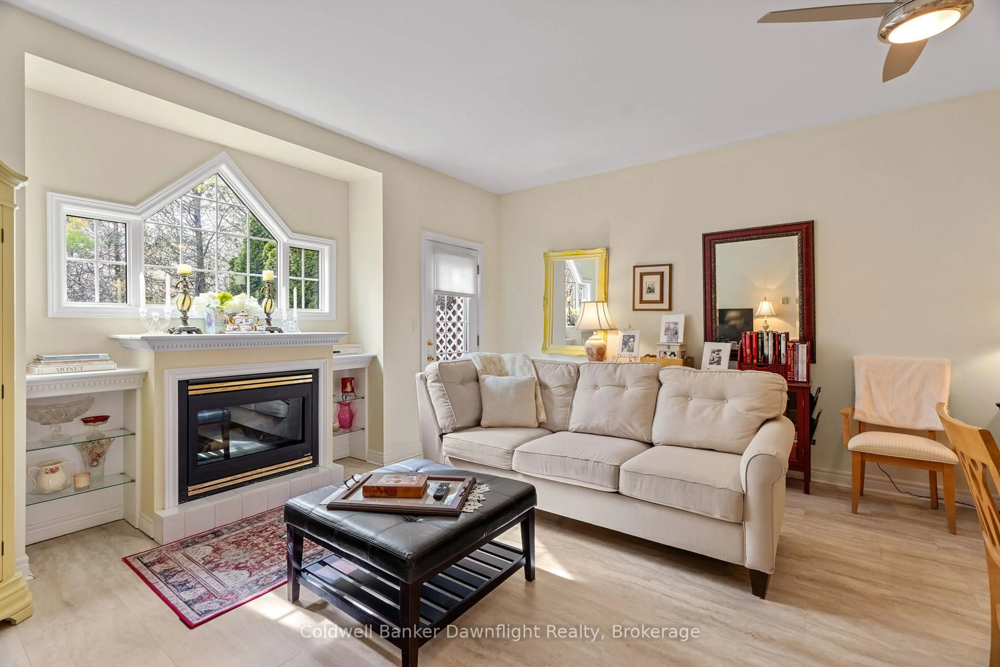 Living room with furniture, unknown for 7 Brookside Pl, South Huron Ontario N0M 1S2