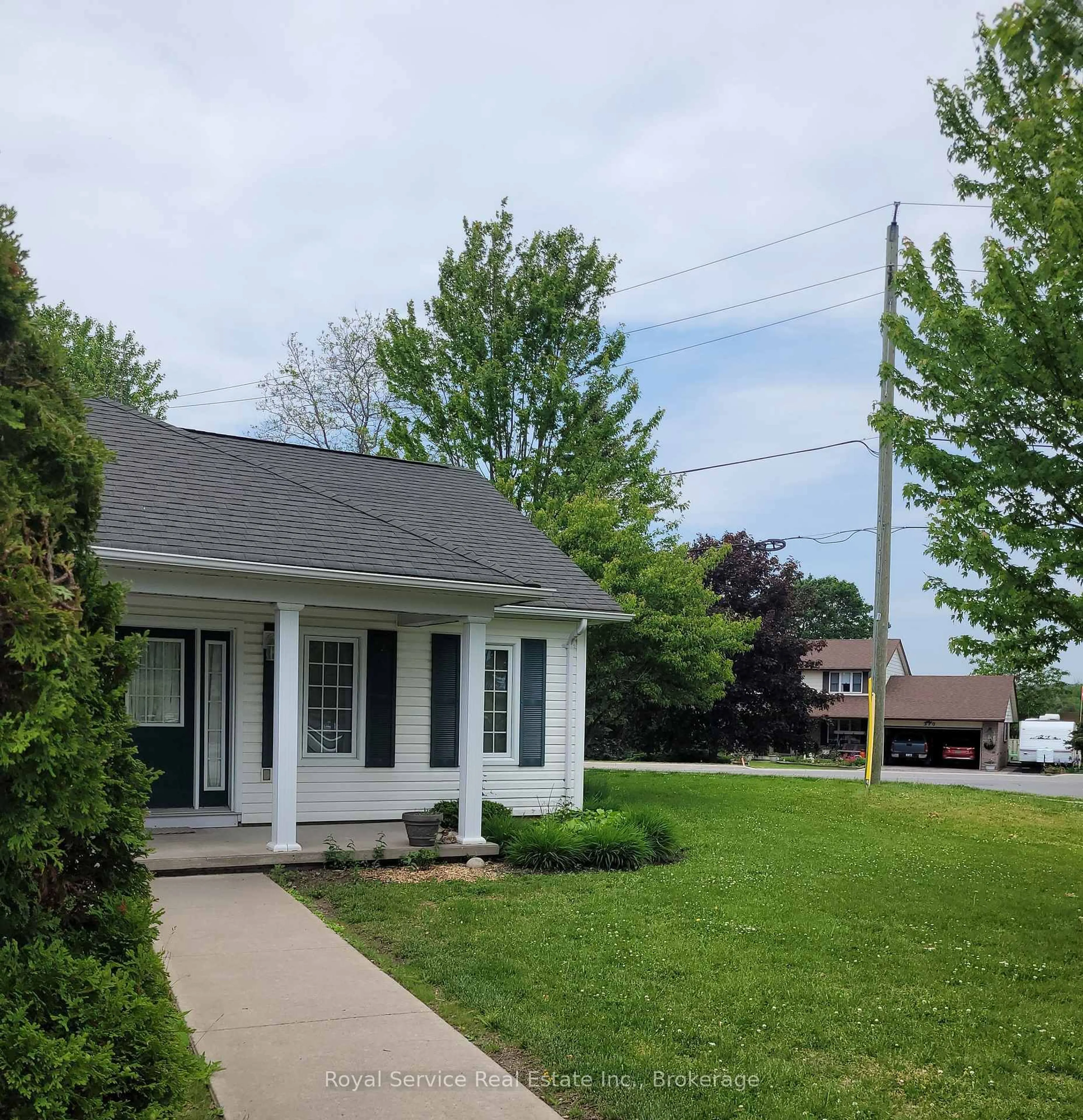 Unknown for 325 Densmore Rd #102, Cobourg Ontario K9A 0E4