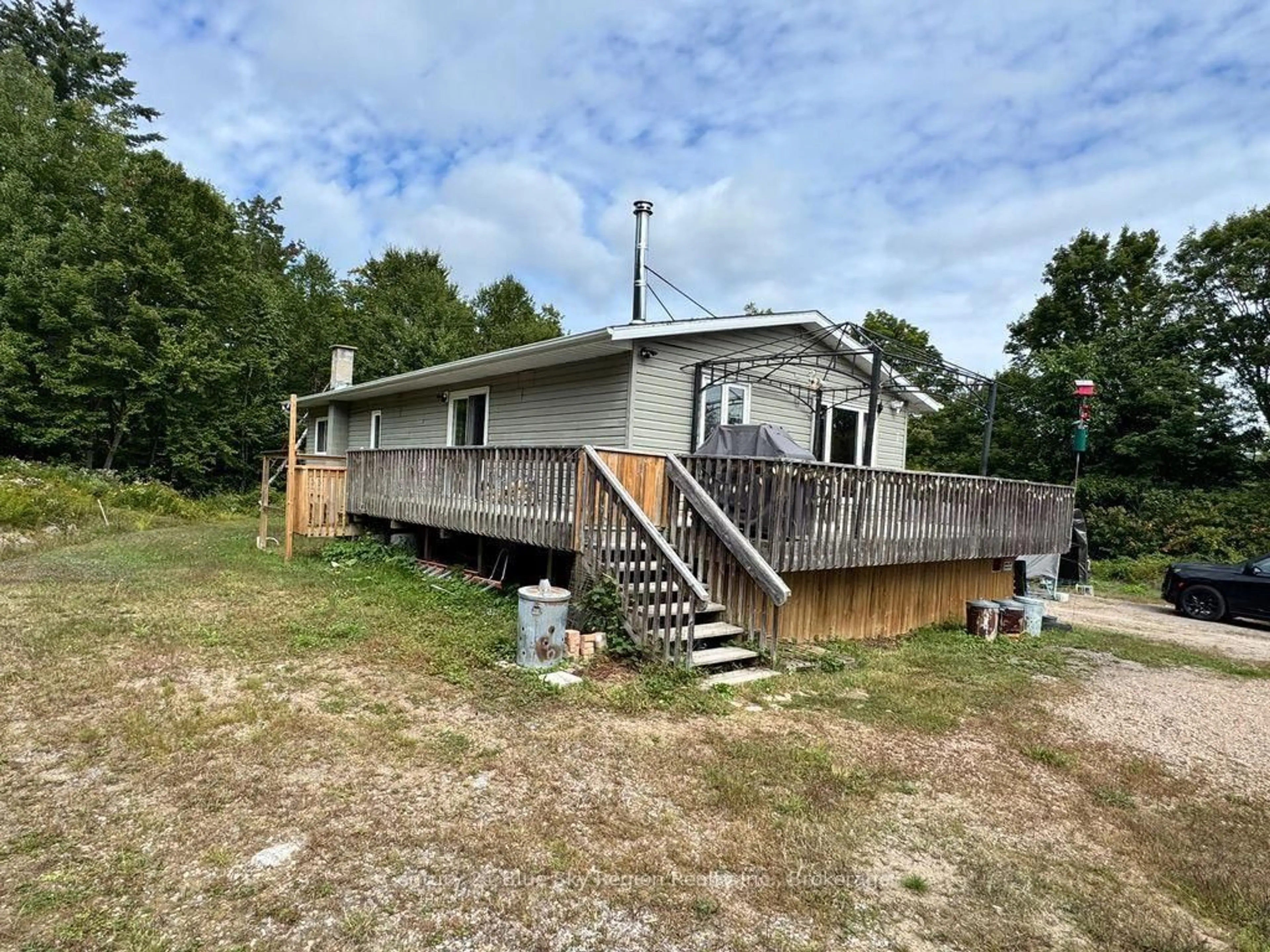 A pic from outside/outdoor area/front of a property/back of a property/a pic from drone, building for 170 Beaudry Rd, Mattawan Ontario P0H 1V0