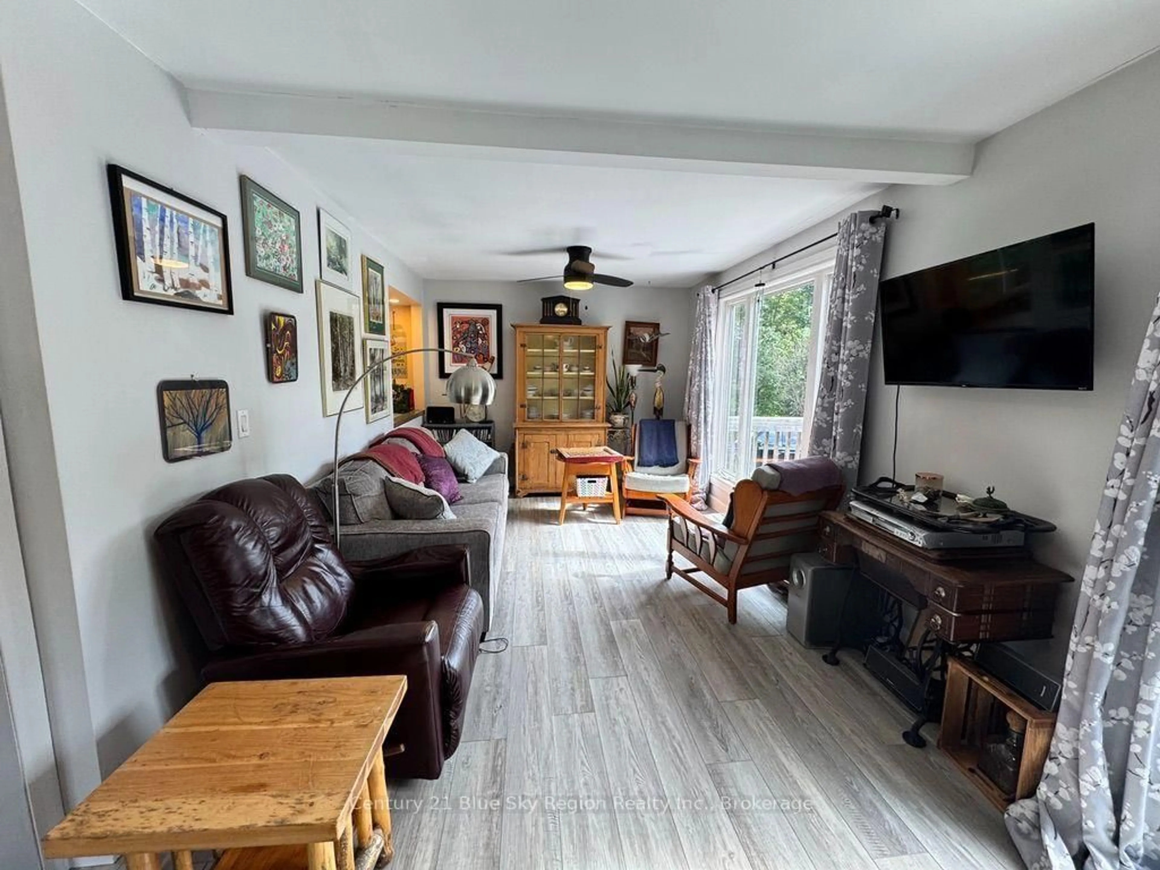 Living room with furniture, unknown for 170 Beaudry Rd, Mattawan Ontario P0H 1V0