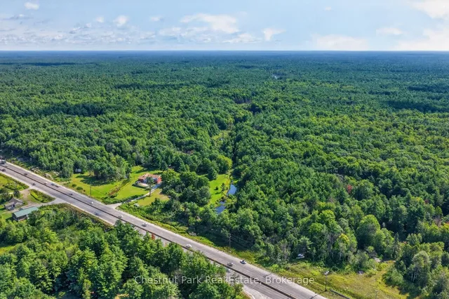 1304 11 Highway, Gravenhurst 2