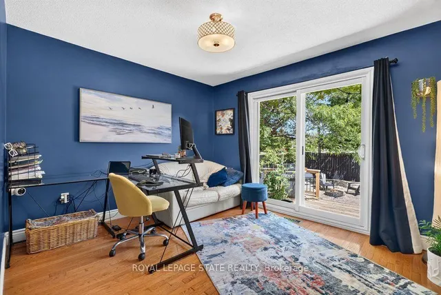 102 Birchlawn Dr, Hamilton 5
