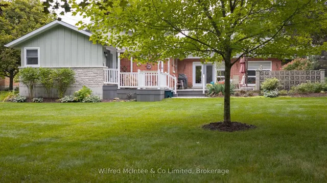 31 Johnstone Blvd, Brockton 4