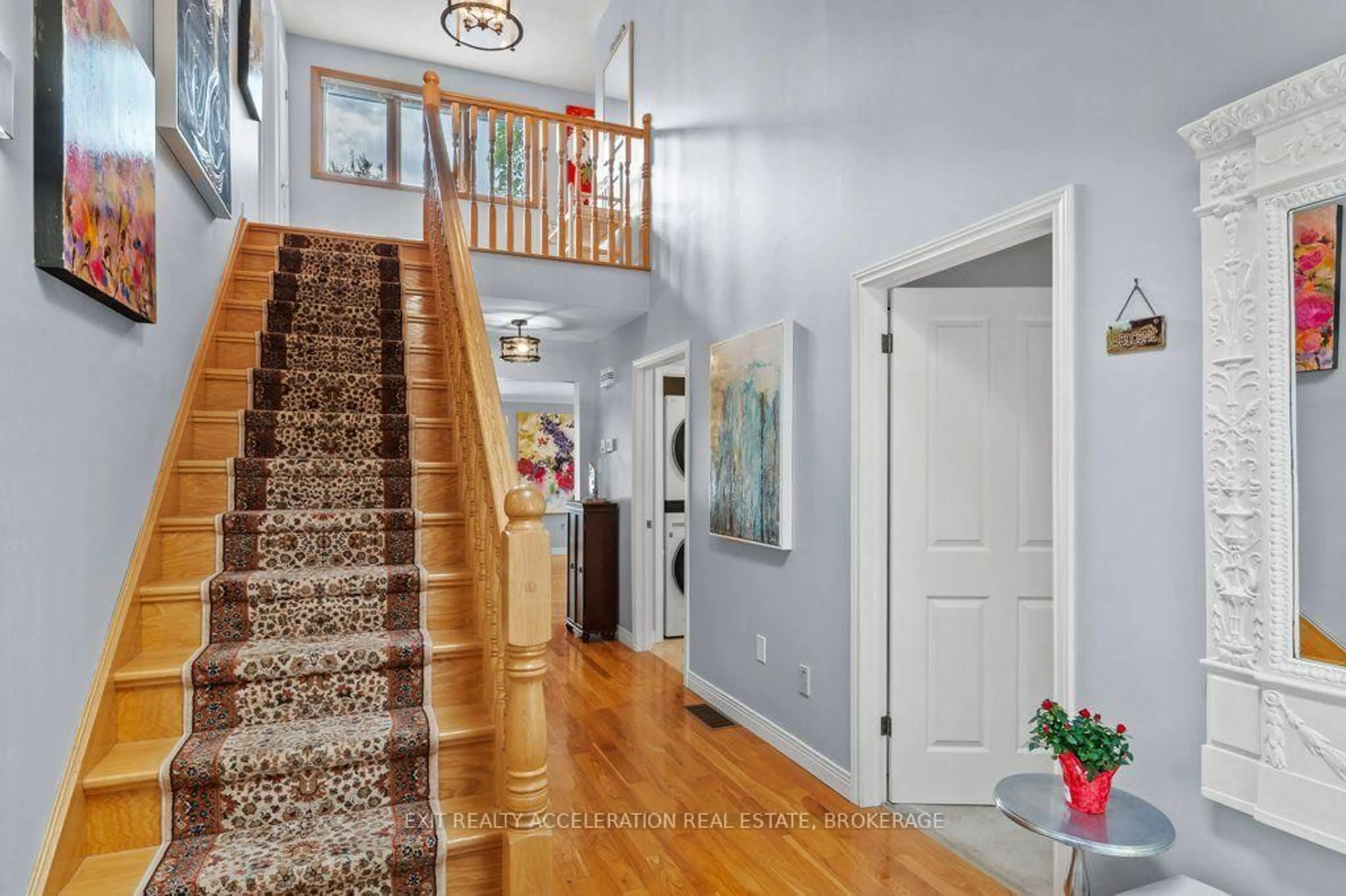 Indoor entryway for 2197 South Shore Rd, Napanee Ontario K7R 3K7