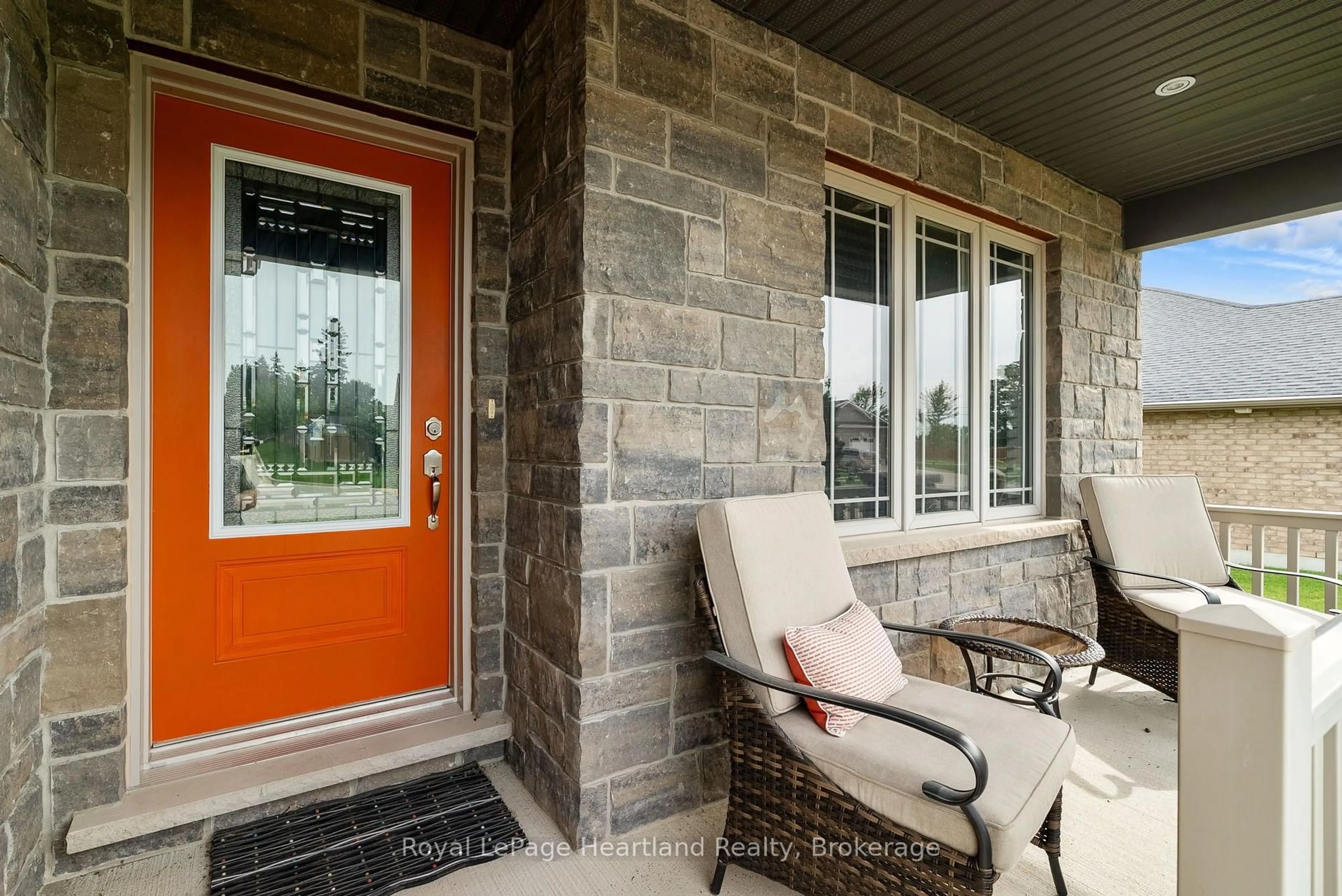 Indoor entryway for 17 Clayton St, West Perth Ontario N0K 1N0