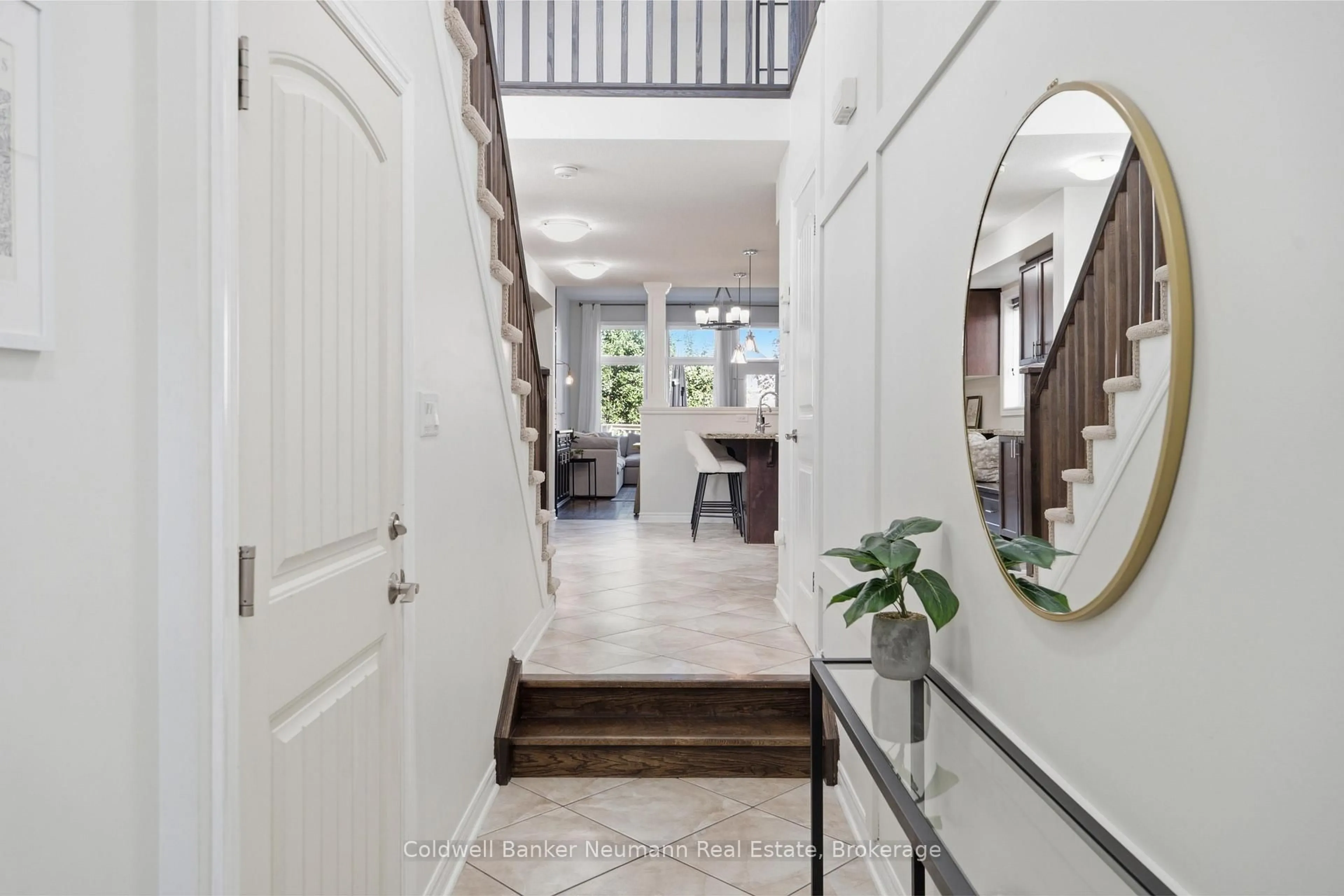 Indoor entryway for 186 Goodwin Dr, Guelph Ontario N1L 0C7