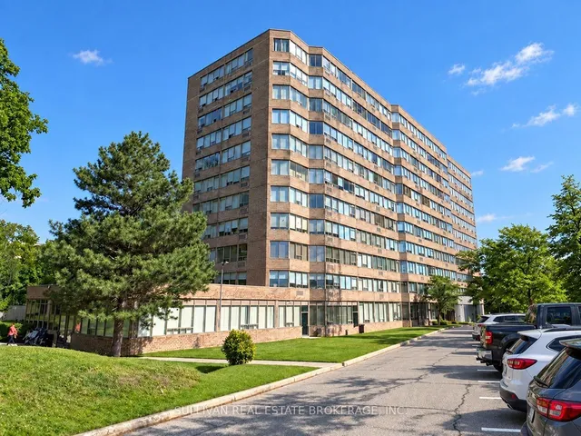 3227 King St #702, Kitchener 2