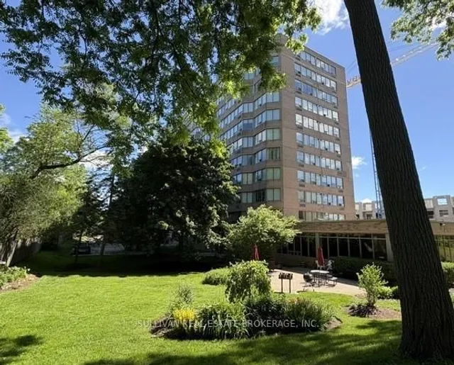 3227 King St #702, Kitchener 3