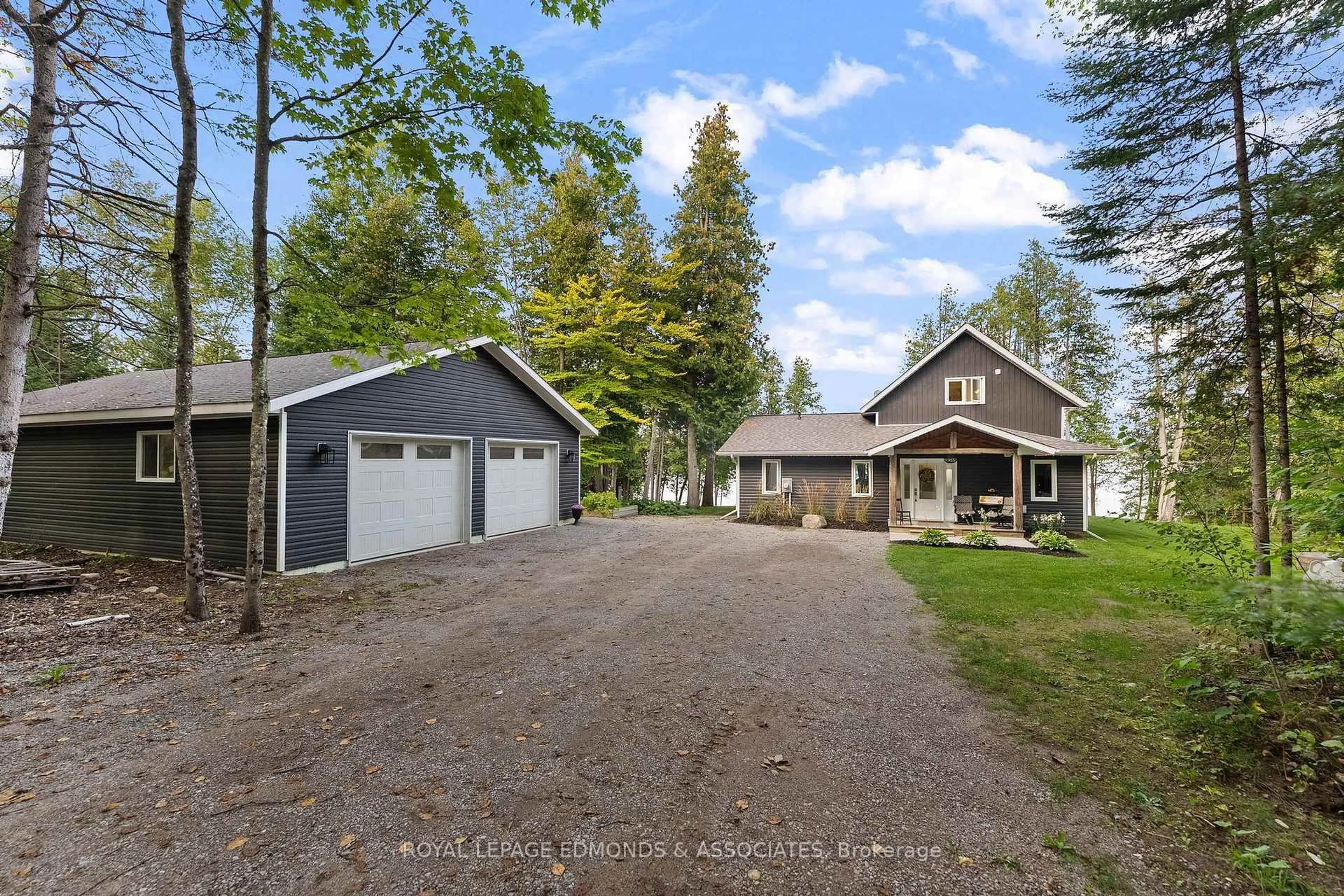 A pic from outside/outdoor area/front of a property/back of a property/a pic from drone, unknown for 106 Whites Beach Tr, Westmeath Ontario K0J 2L0