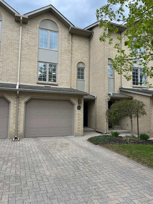 1399 COMMISSIONERS Rd #26, London South 2