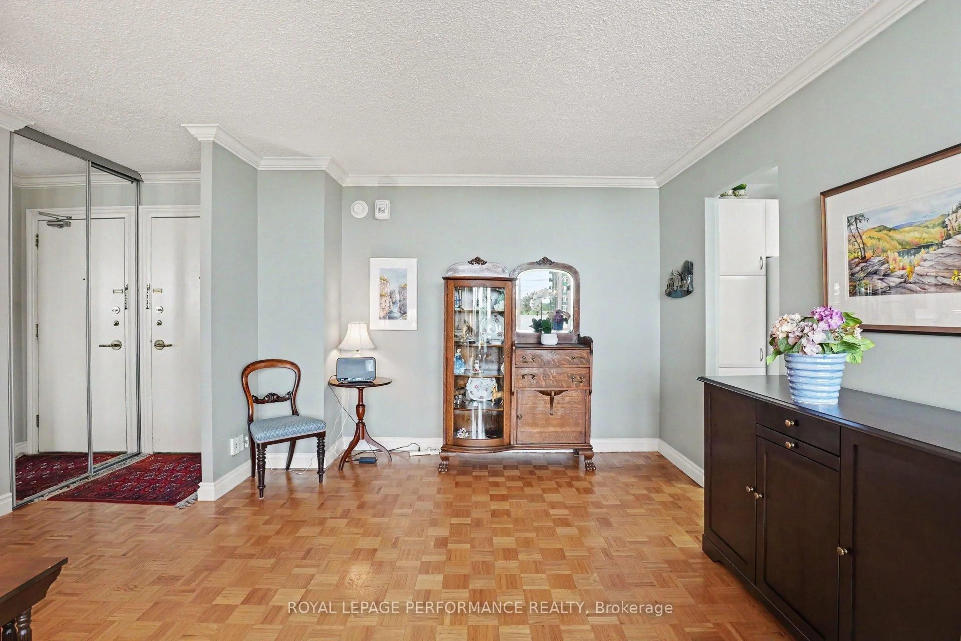 Unknown for 2625 Regina St #708, Ottawa Ontario K2B 5W8
