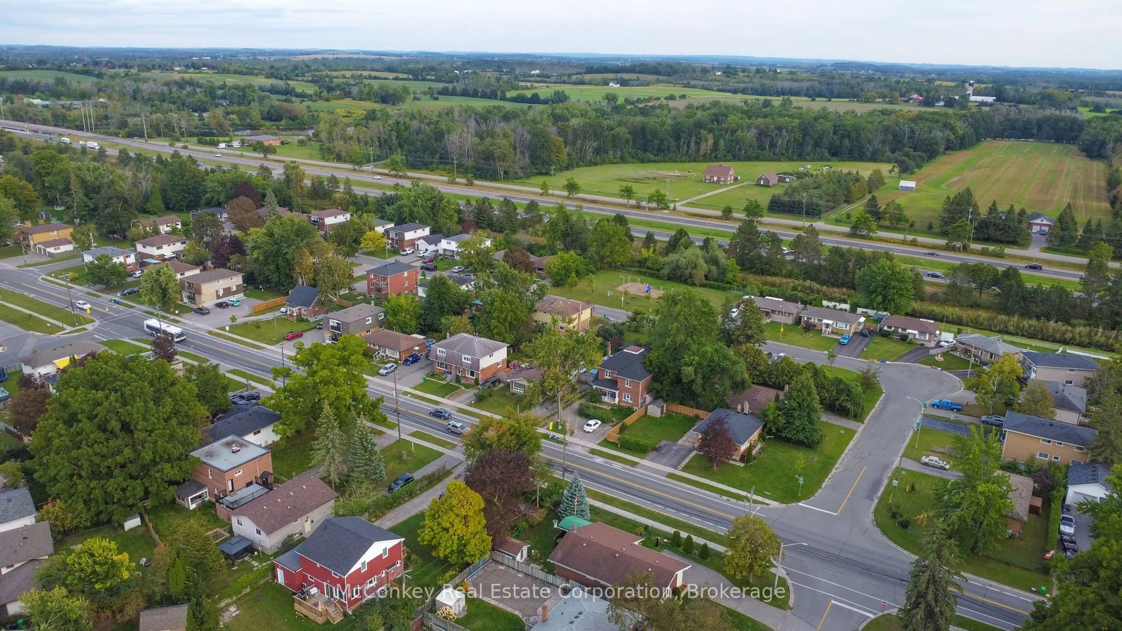 A pic from outside/outdoor area/front of a property/back of a property/a pic from drone, street for 492 Robert Rd, Peterborough Ontario K9J 5T1