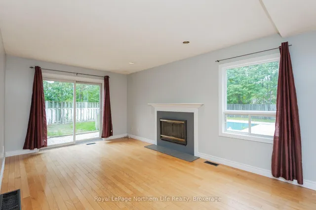 476 Maplewood Ave, North Bay 4