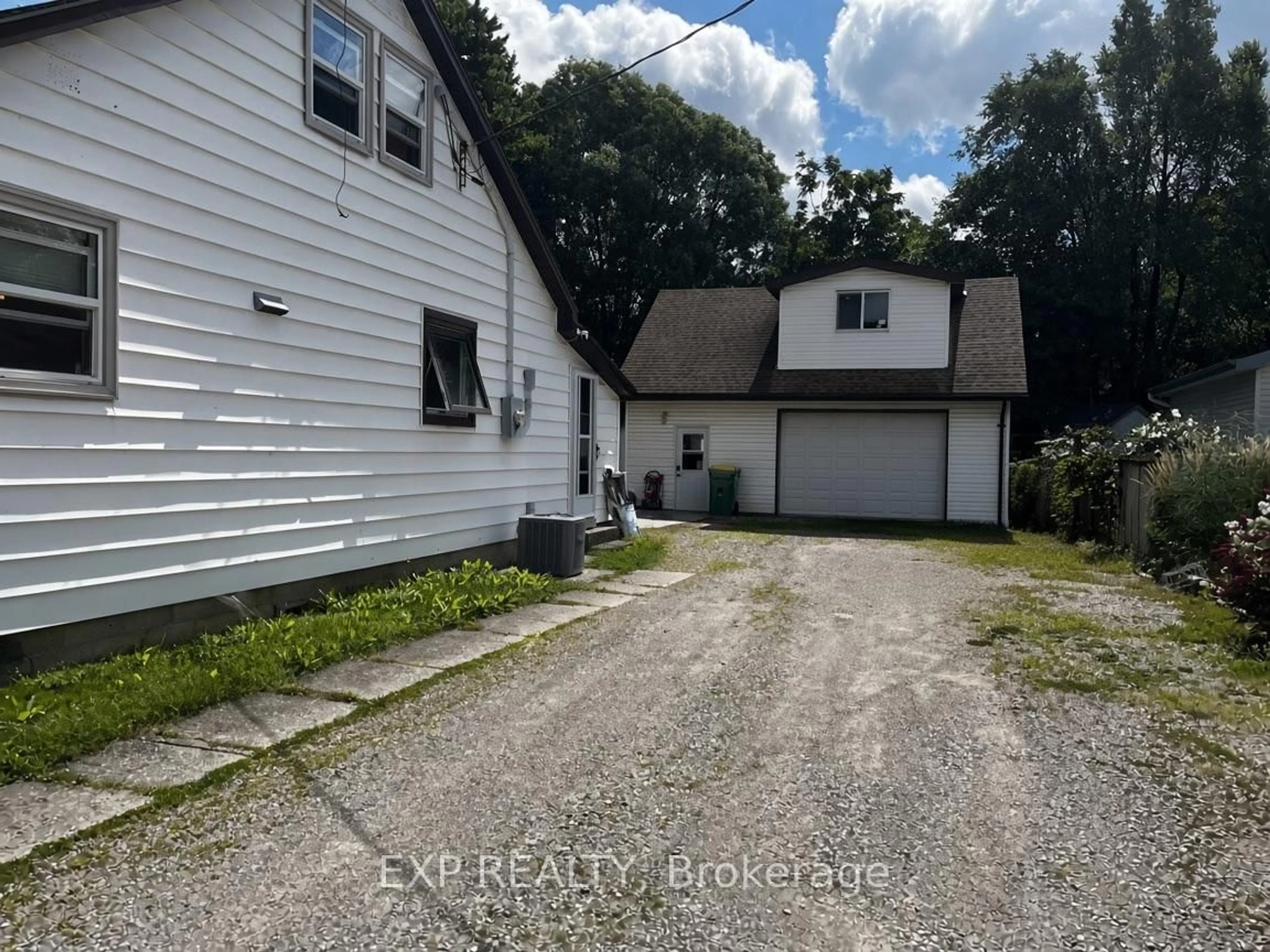 A pic from outside/outdoor area/front of a property/back of a property/a pic from drone, street for 155 North St, Southwest Middlesex Ontario N0L 1M0