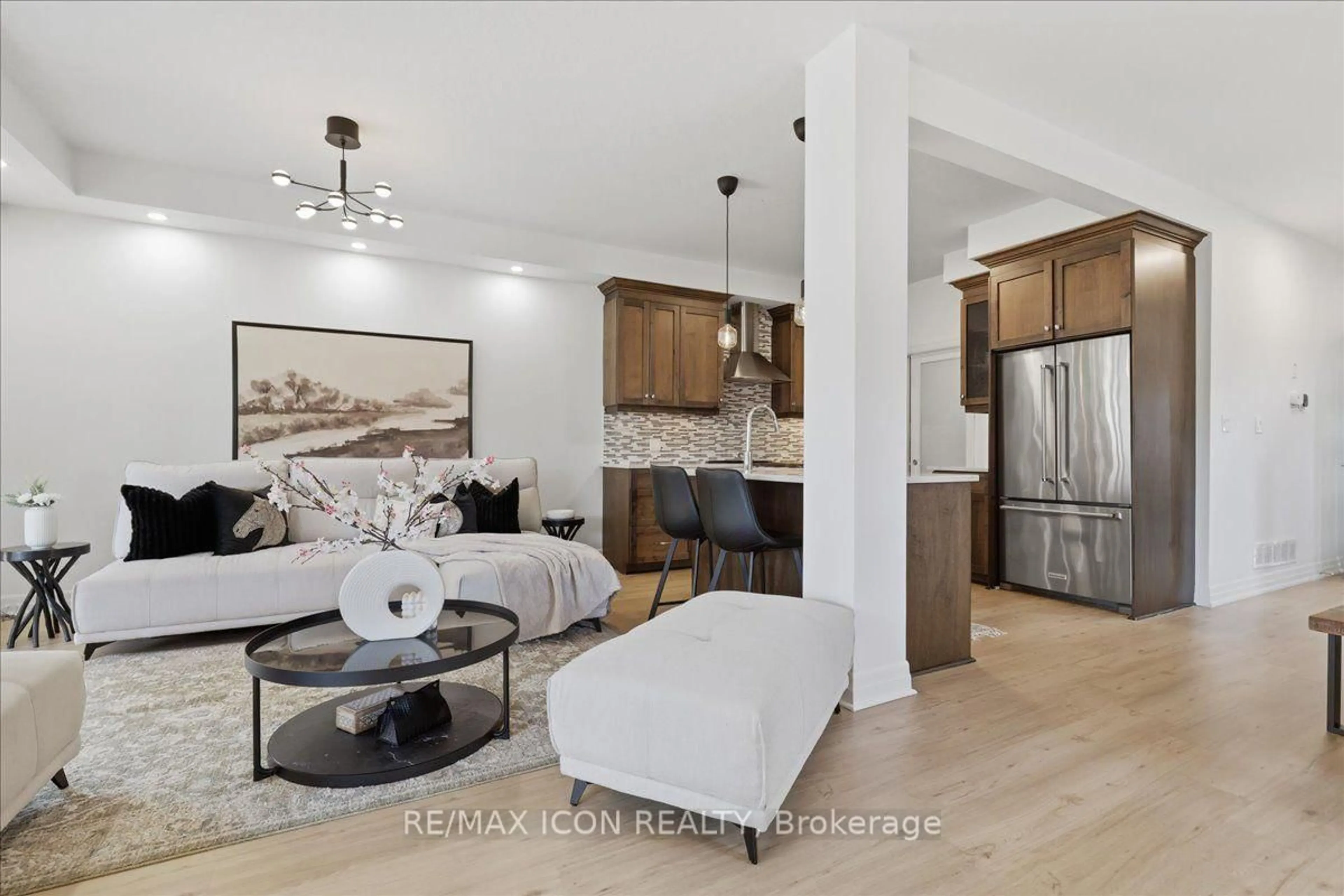 Open concept kitchen, unknown for 275 Falconridge Dr, Kitchener Ontario N2K 0C5