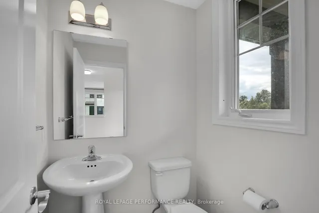 108 Wabikon Cres, Ottawa 3