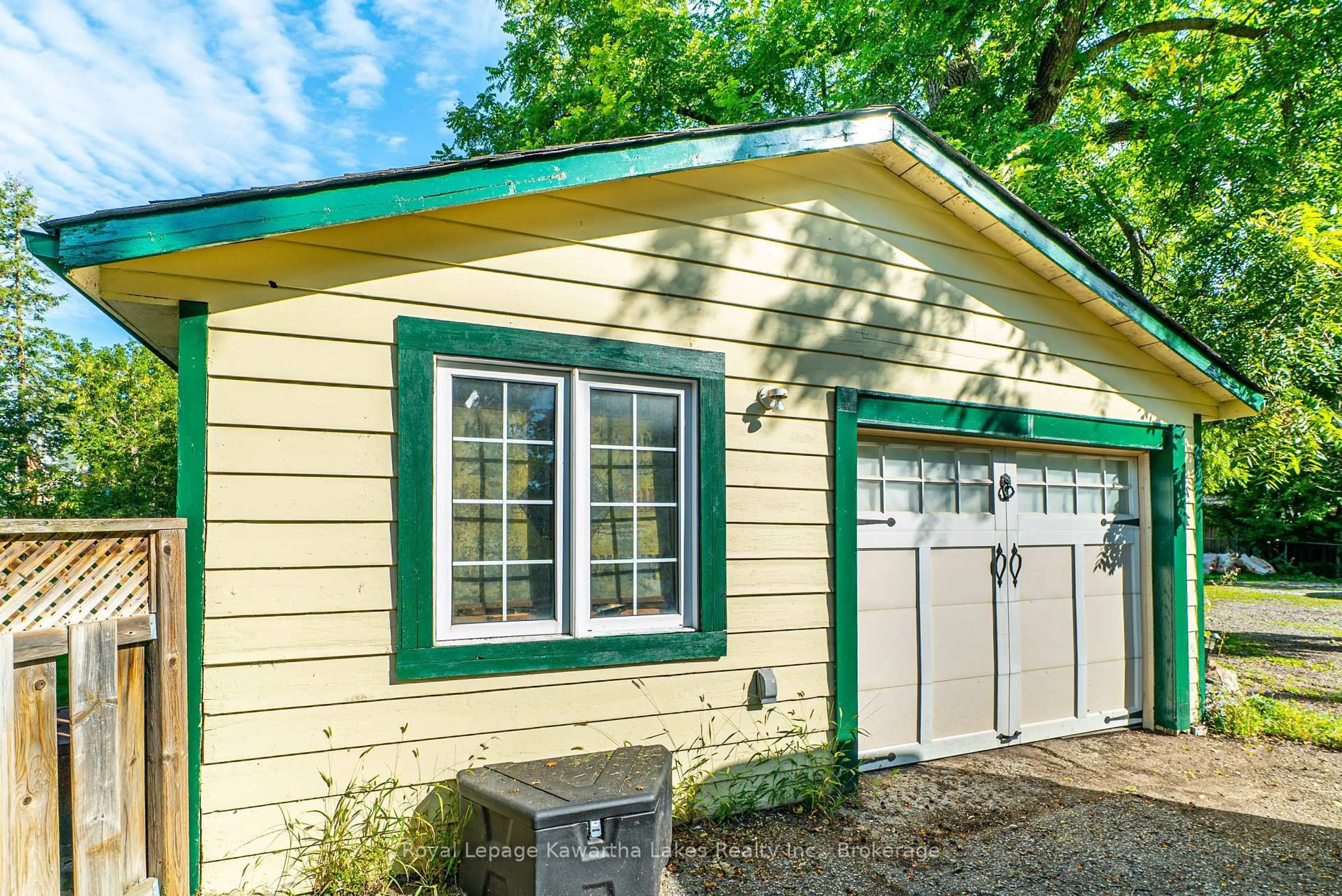Home with vinyl exterior material, street for 18 Melbourne St, Kawartha Lakes Ontario K9V 2S6