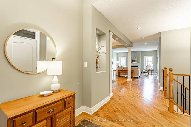 23 North Pointe Dr, Stratford 4