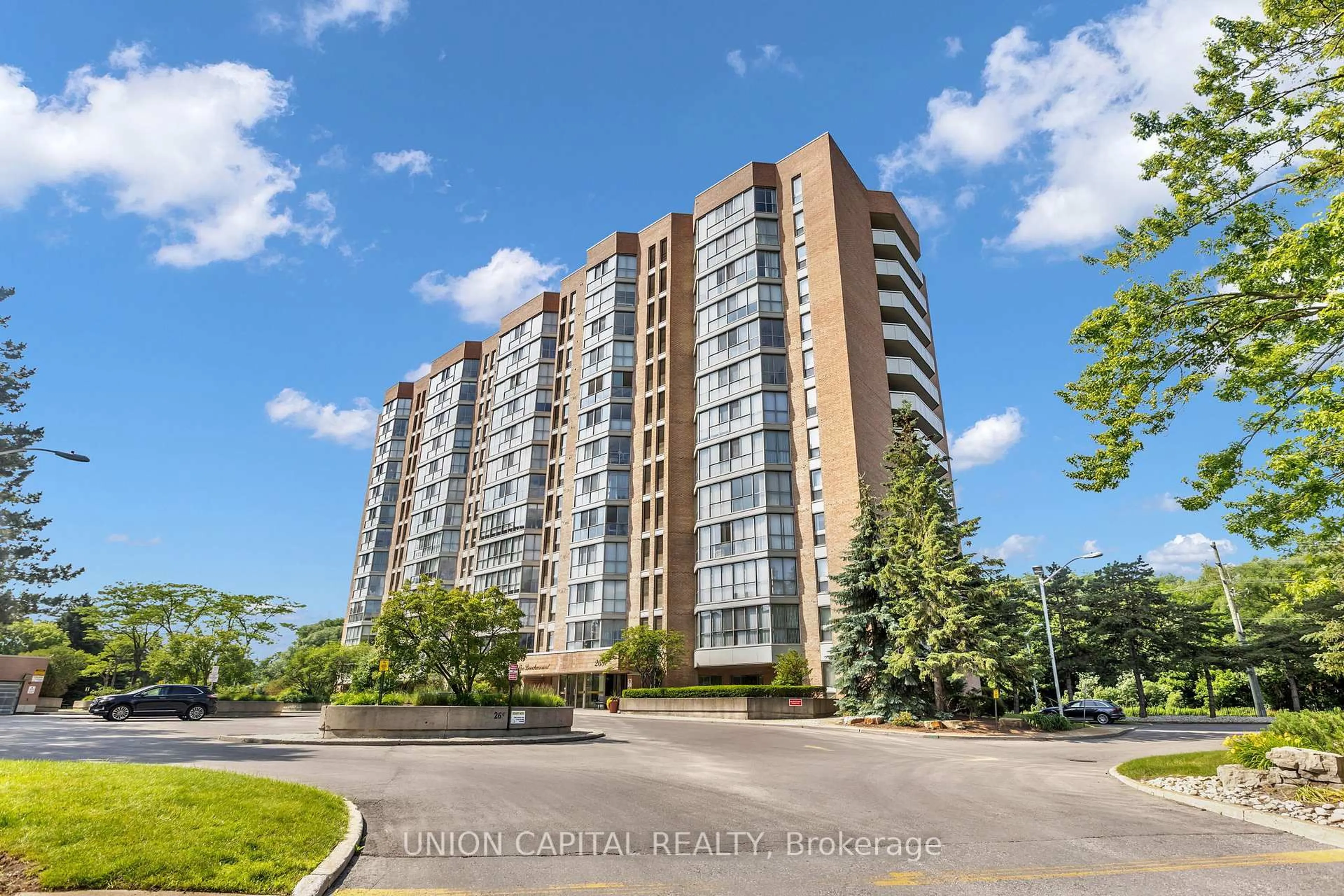A pic from outside/outdoor area/front of a property/back of a property/a pic from drone, building for 265 Westcourt Pl #502, Waterloo Ontario N2L 6E4