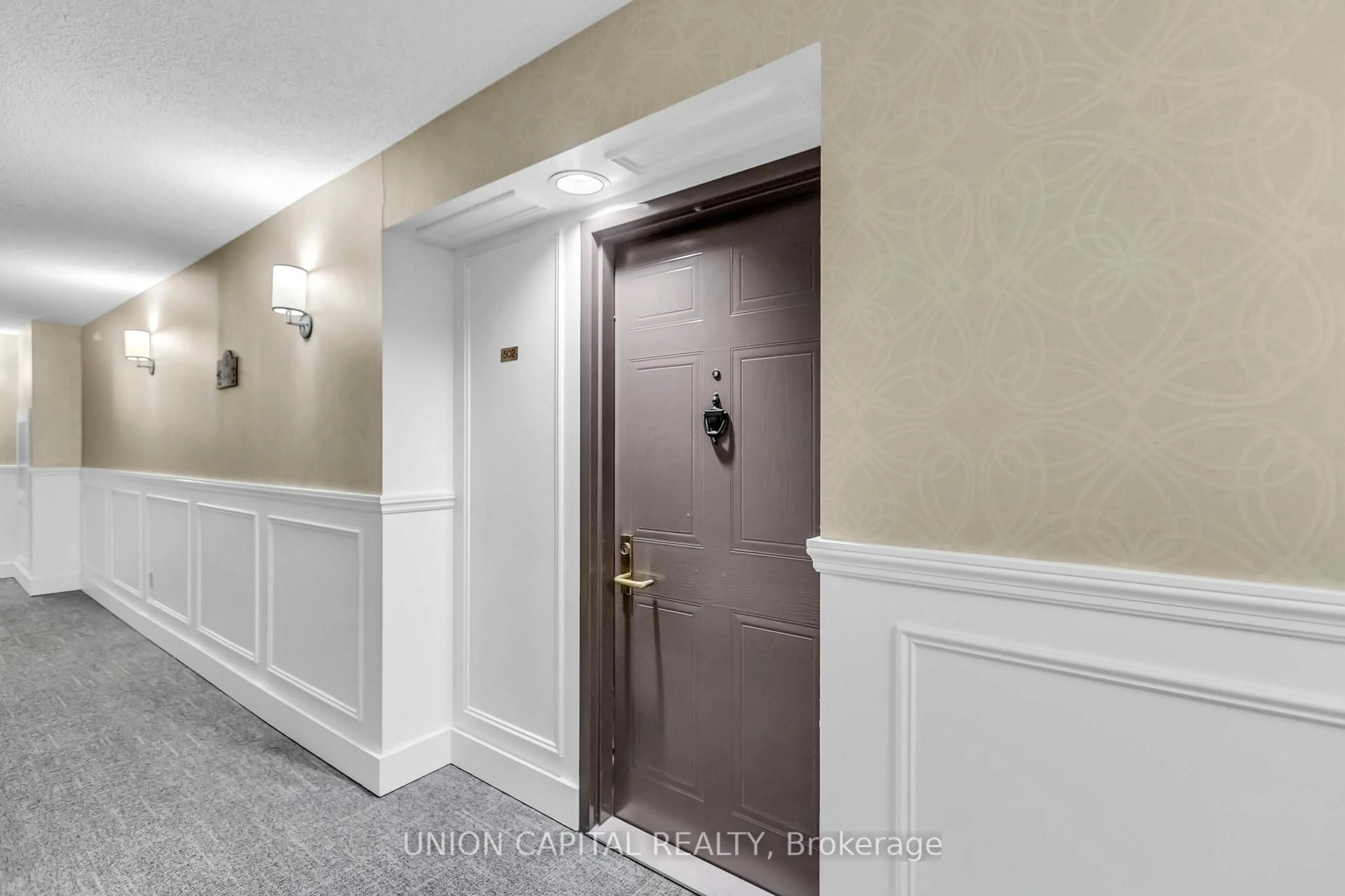 Unknown for 265 Westcourt Pl #502, Waterloo Ontario N2L 6E4