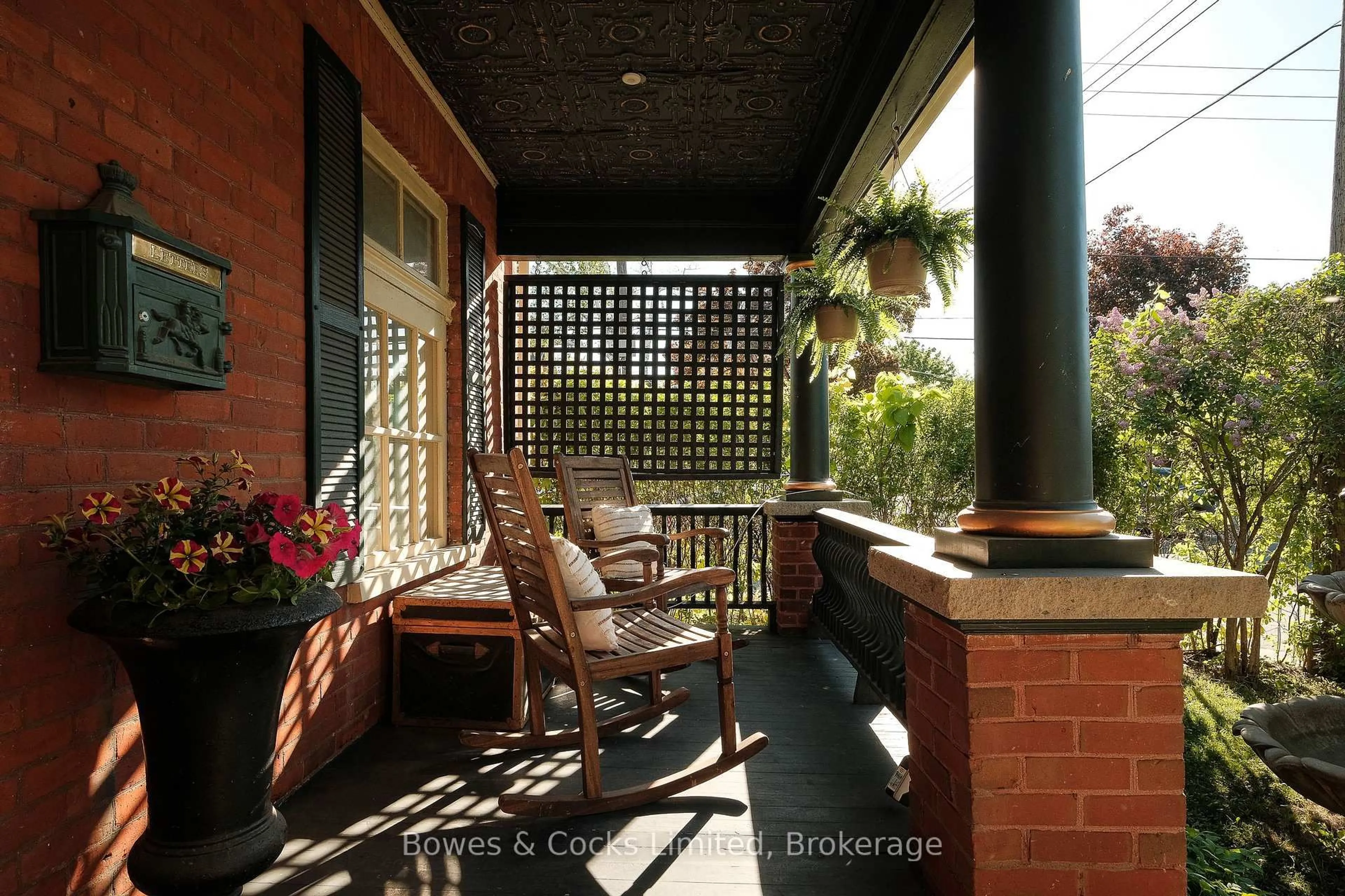 Patio, street for 599 Gilmour St, Peterborough Ontario K9H 2K3