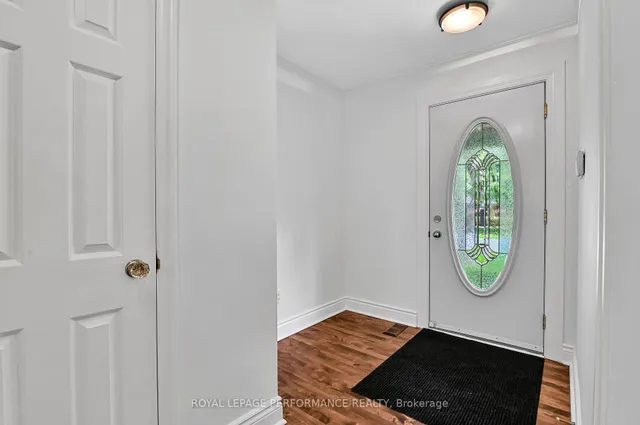 2206 Hillary Ave, Ottawa 2