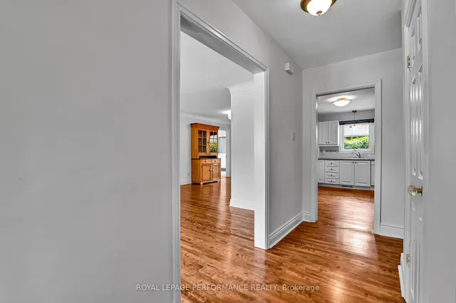 2206 Hillary Ave, Ottawa 3