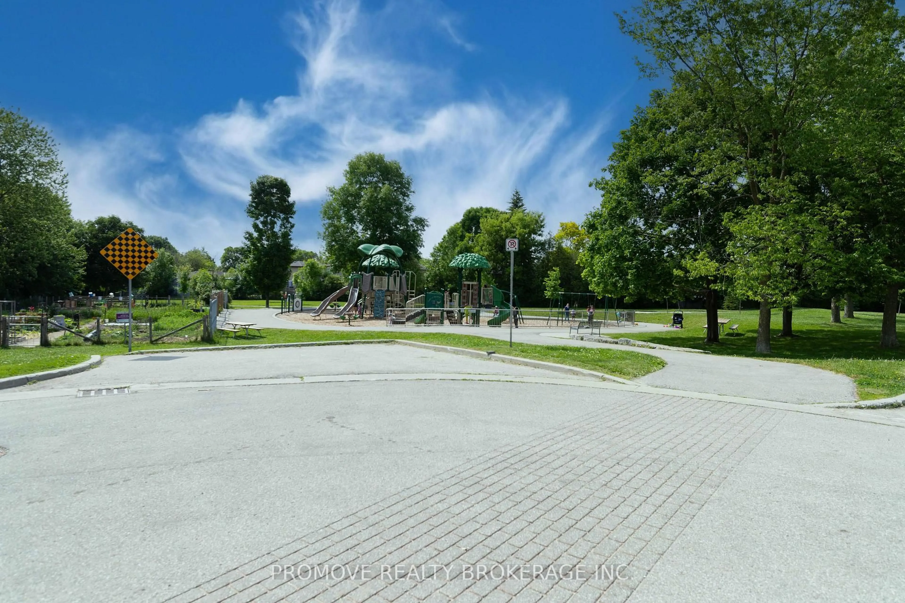 Unknown for 35 Mountford Dr #121, Guelph Ontario N1E 0G6