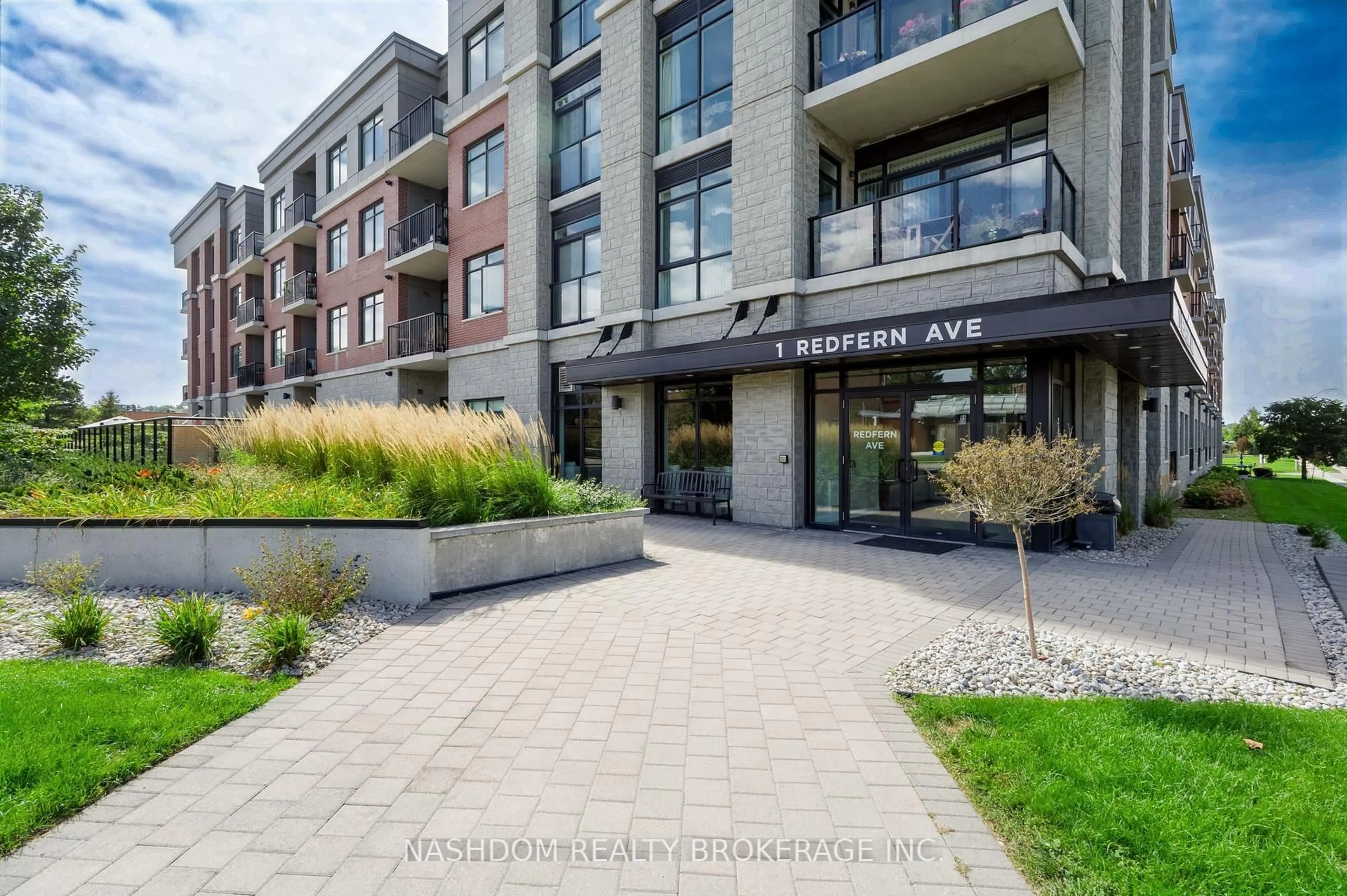 Patio, street for 1 Redfern Ave #119, Hamilton Ontario L9C 0E6