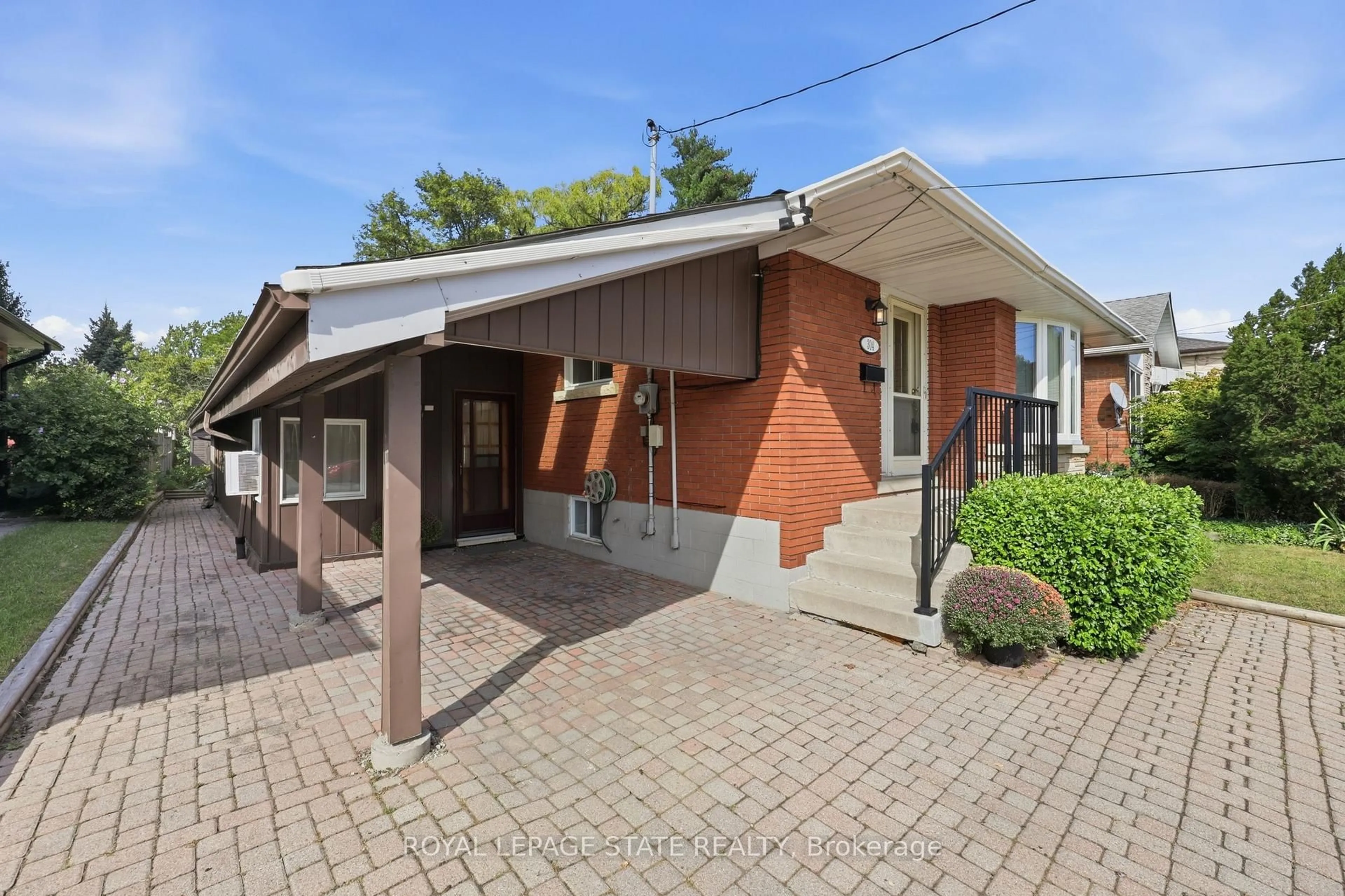 Unknown for 304 Whitney Ave, Hamilton Ontario L8S 2H2