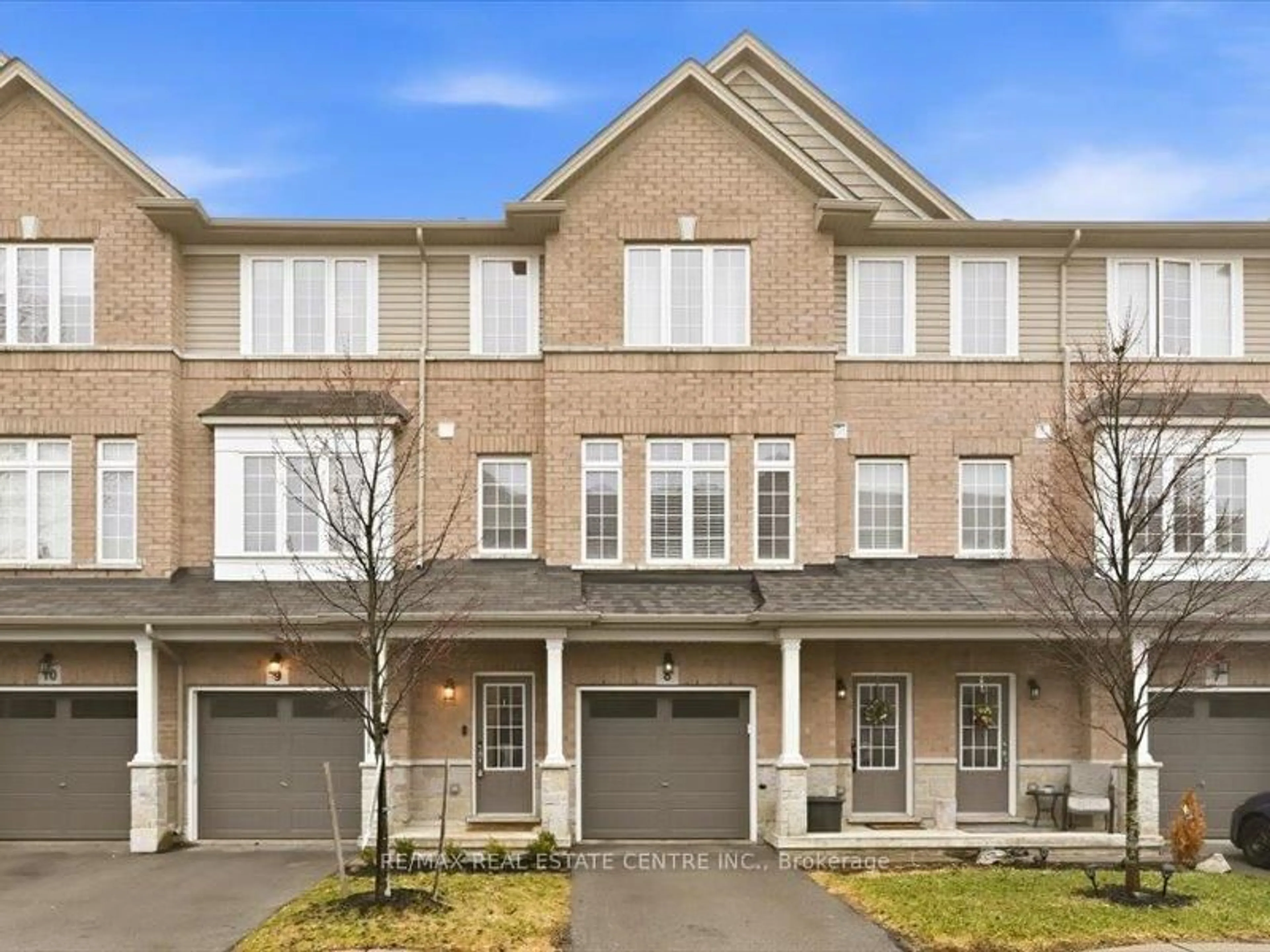 Unknown for 122 Dundas St #9, Hamilton Ontario L9H 7N3