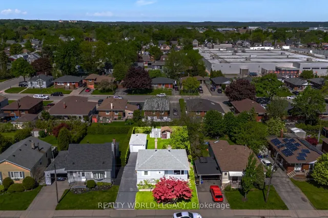 94 Clarendon Ave, Hamilton 2