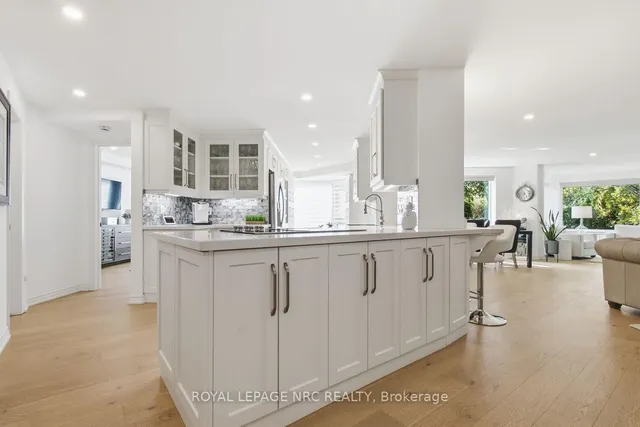 701 Geneva St #2206, St. Catharines 4