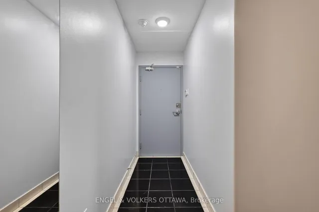 475 Laurier Ave #1007, Ottawa 4