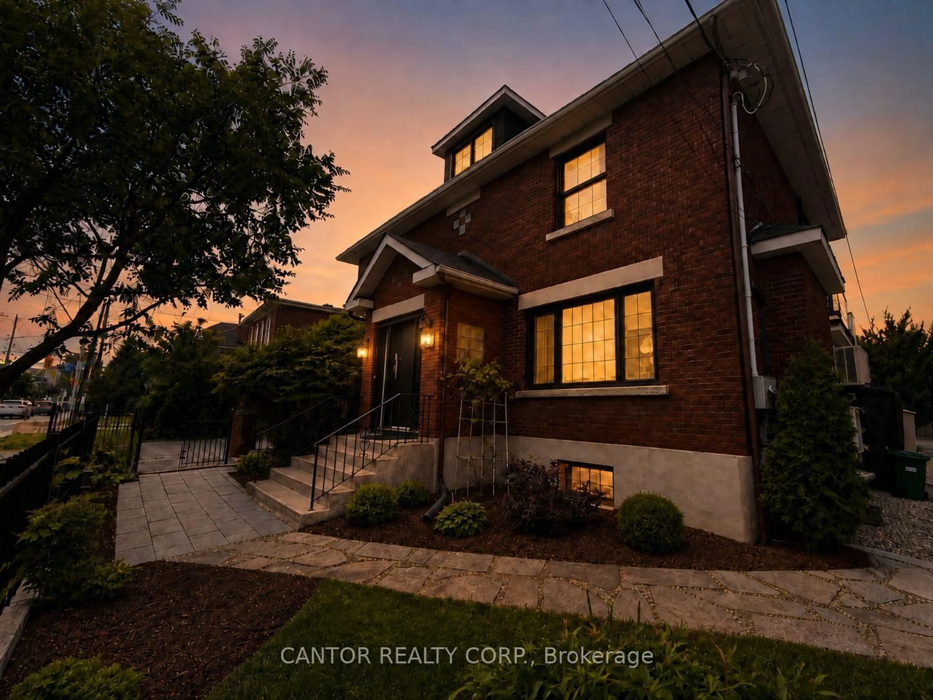 Home with brick exterior material, street for 430 Parkdale Ave, Ottawa Ontario K1Y 1H1