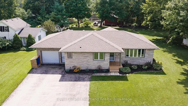 3042 Albert St, Howick 2