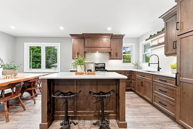 3042 Albert St, Howick 4