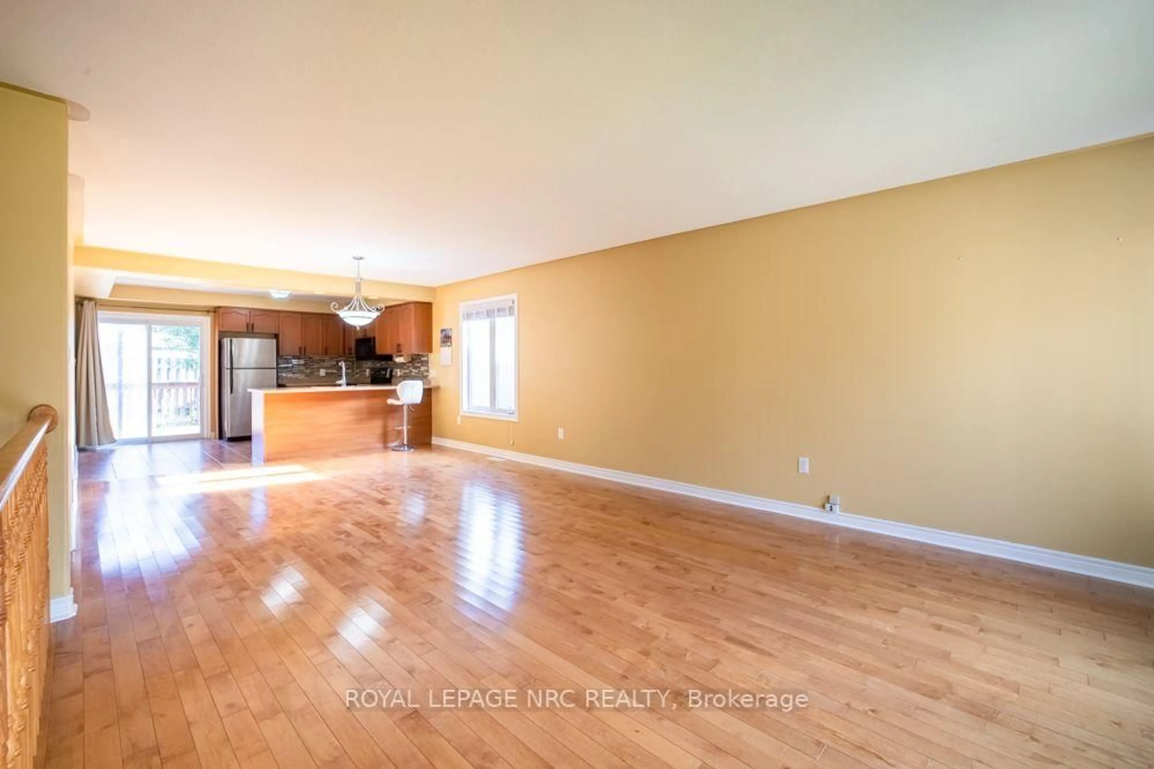 Unknown for 180 Drapers St, Welland Ontario L3C 7N2